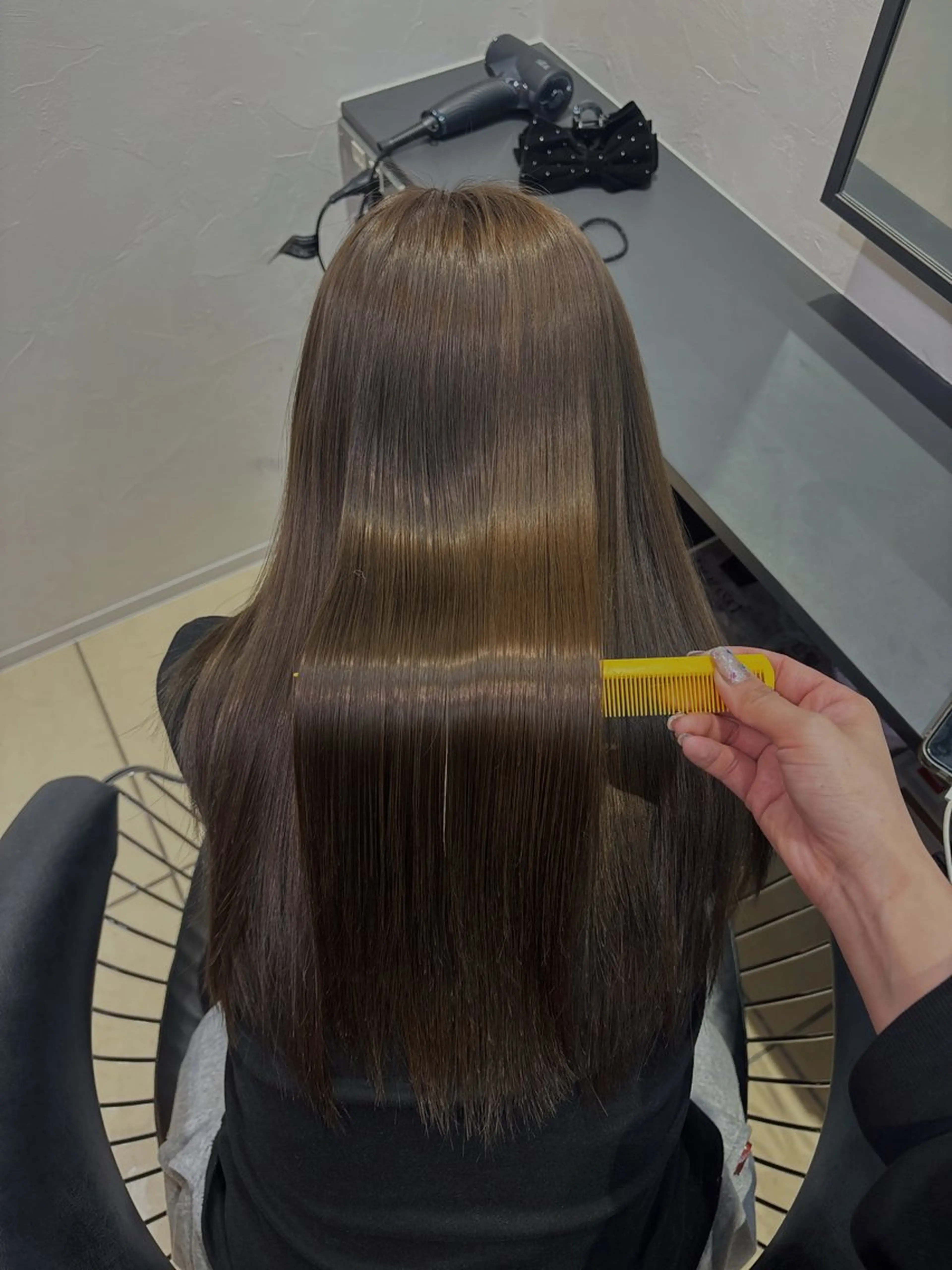 ロング 髪質改善 トリートメント カット ヘアカラー トリートメント 🫧いお/透明感艶 カラー/縮毛矯正🫧のヘアスタイル