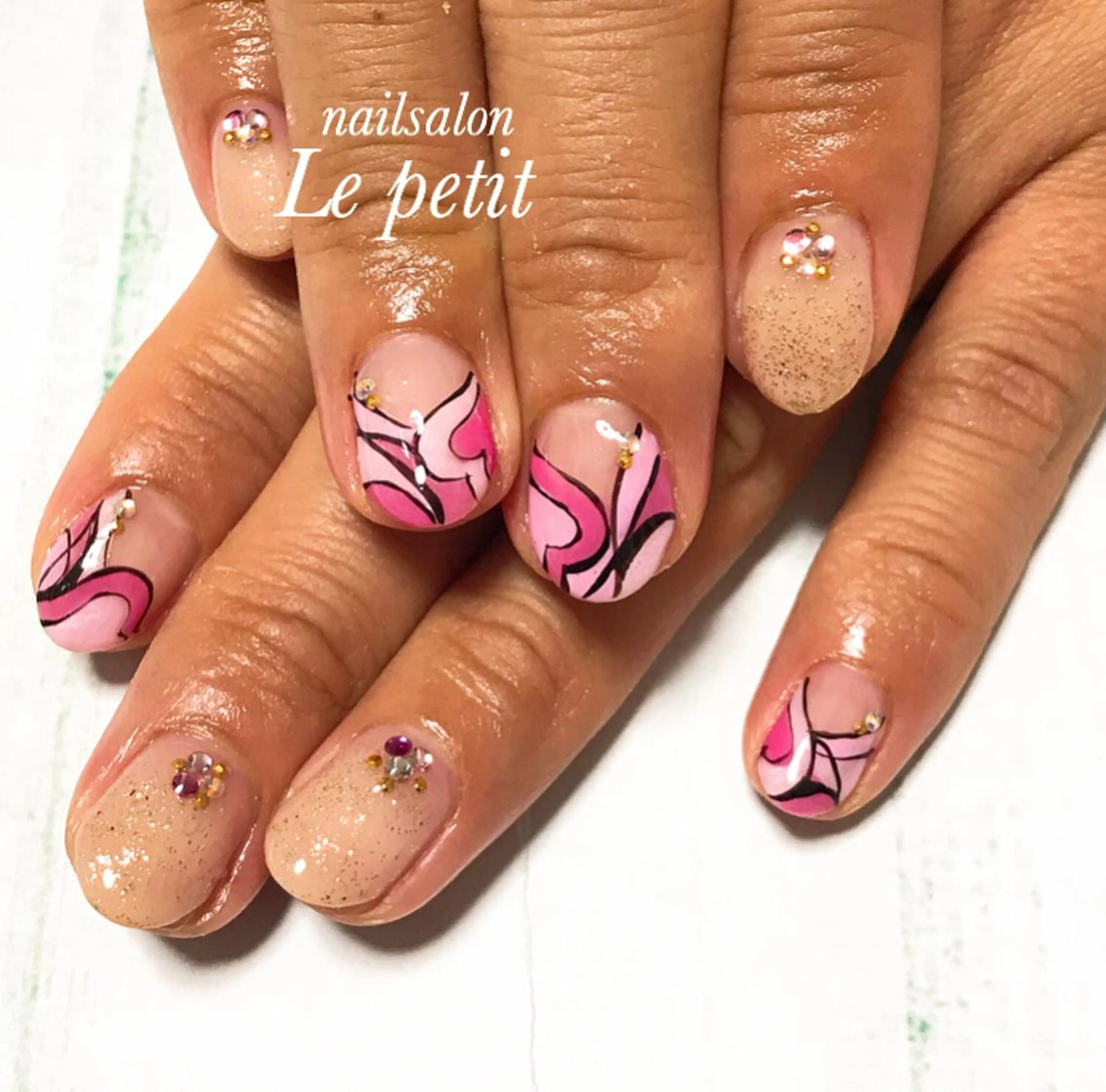 ネイル 石野 広佳のネイルデザイン