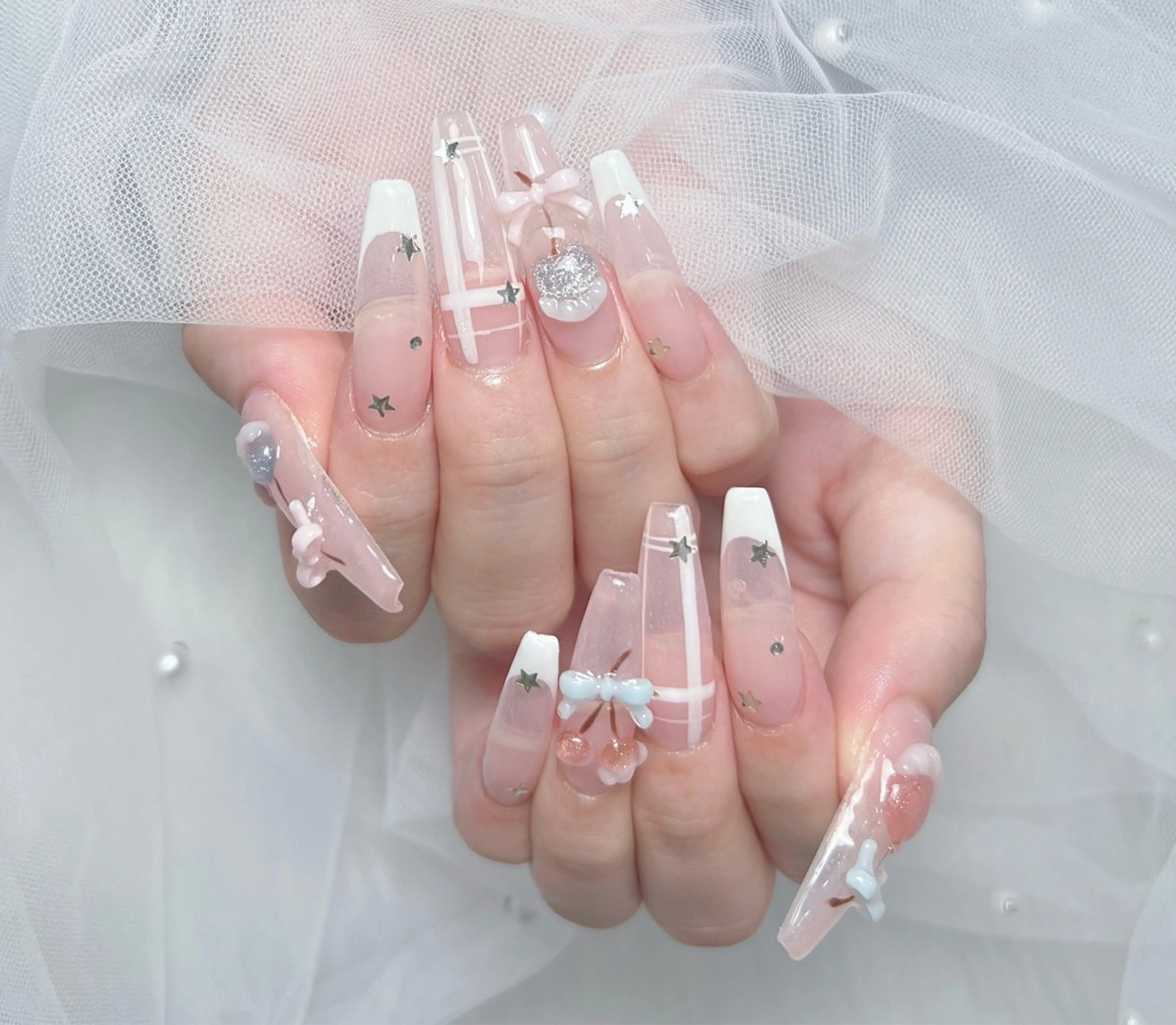 ネイル アートネイル オーロラネイル チークネイル 長さ出し フットネイル Miya _nailのネイルデザイン