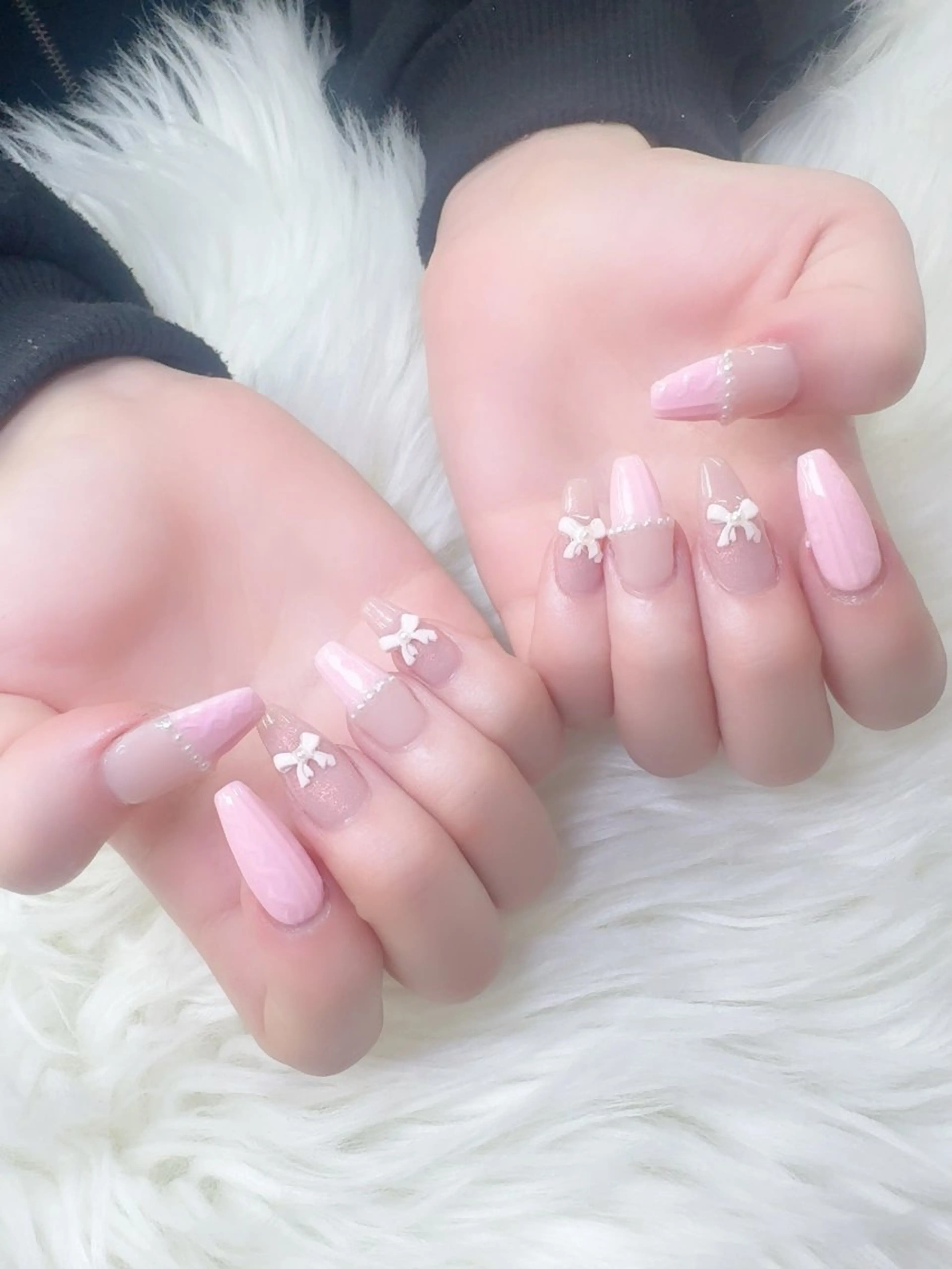 ネイル フレンチネイル 韓国ネイル マグネットネイル ニュアンスネイル オフィスネイル ハンドネイル Mlan Nailのネイルデザイン