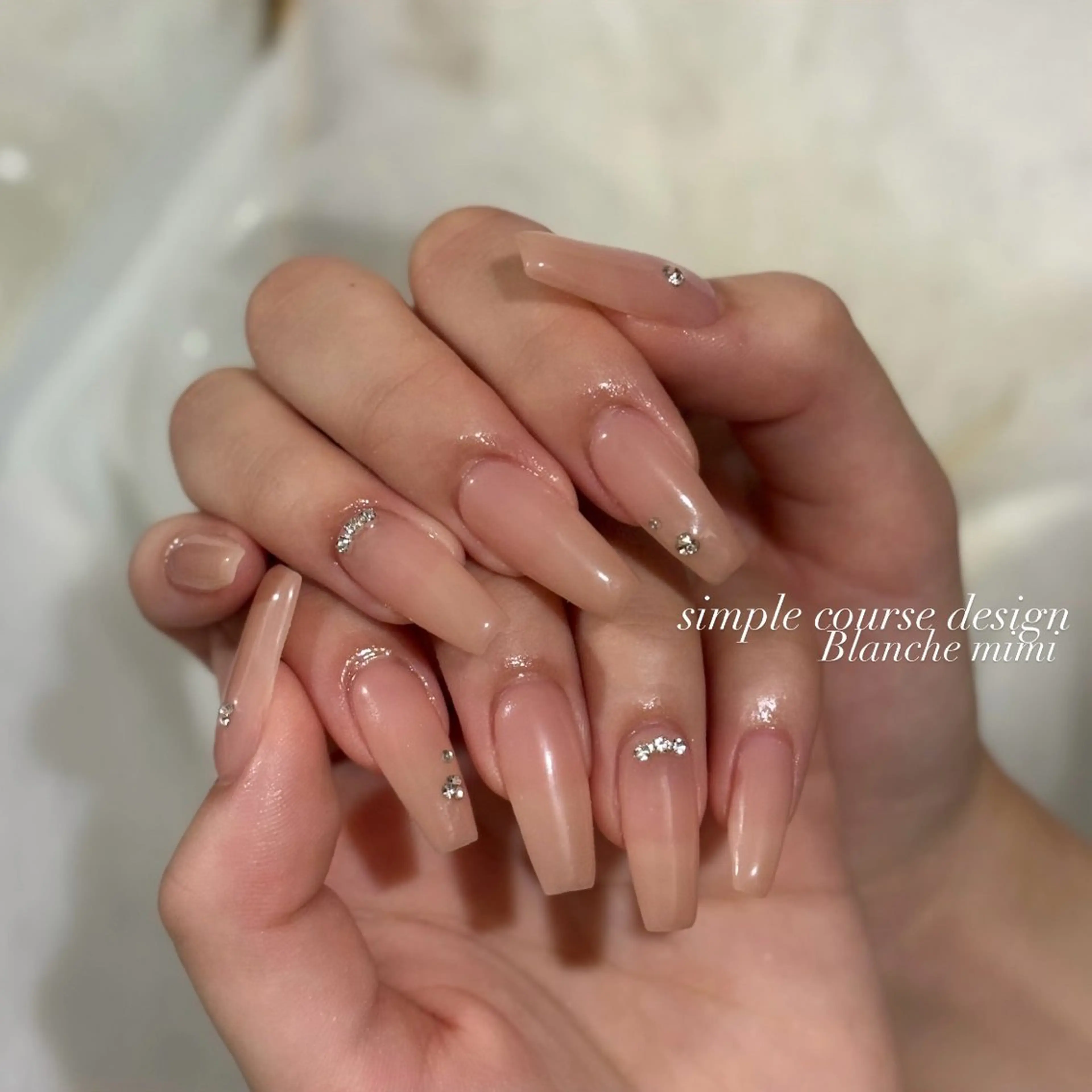 ネイル ロングネイル ハンドネイル Blanche mimi.u_aのネイルデザイン