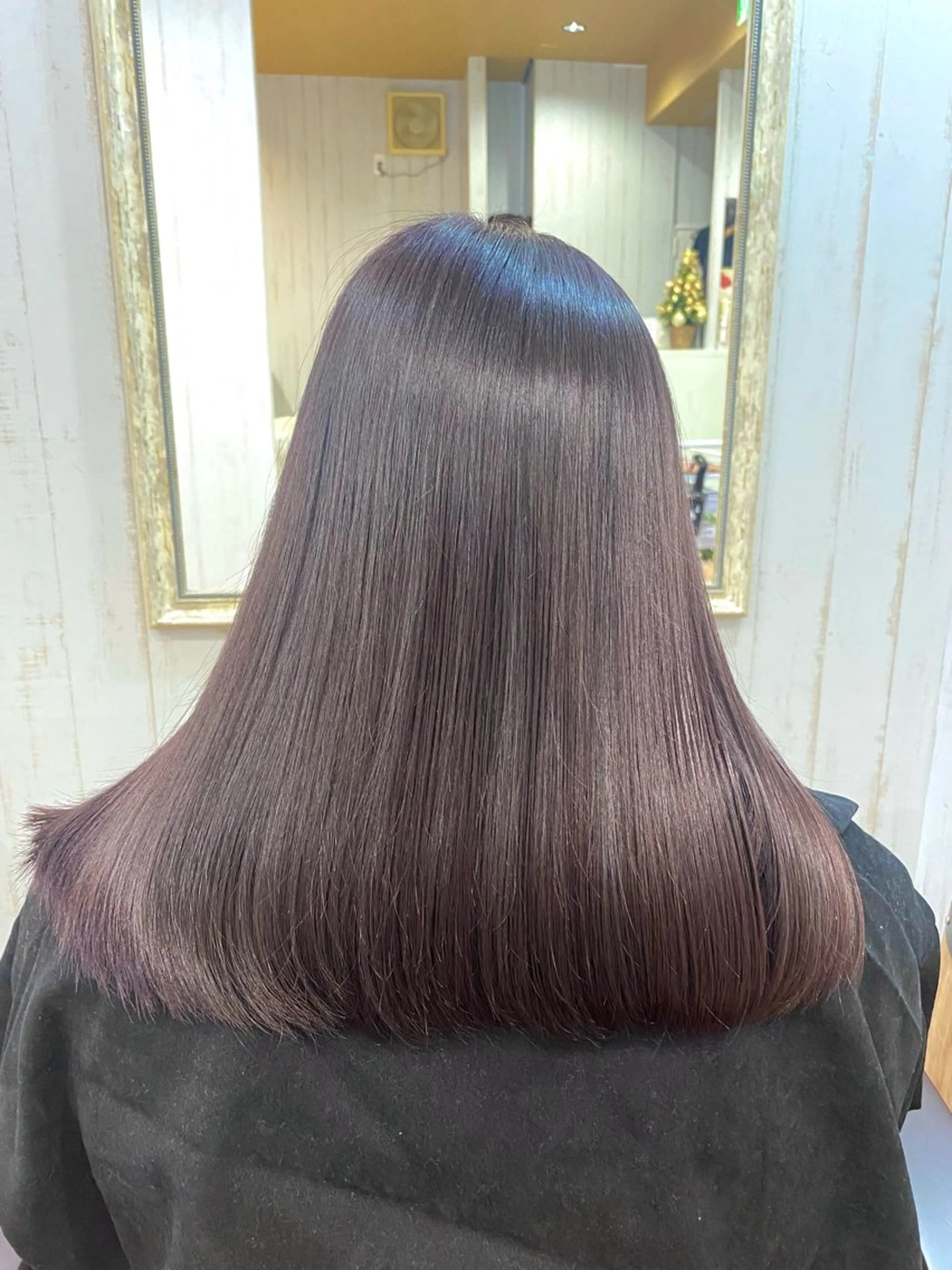 ロング カラー 桑原 由理のヘアスタイル