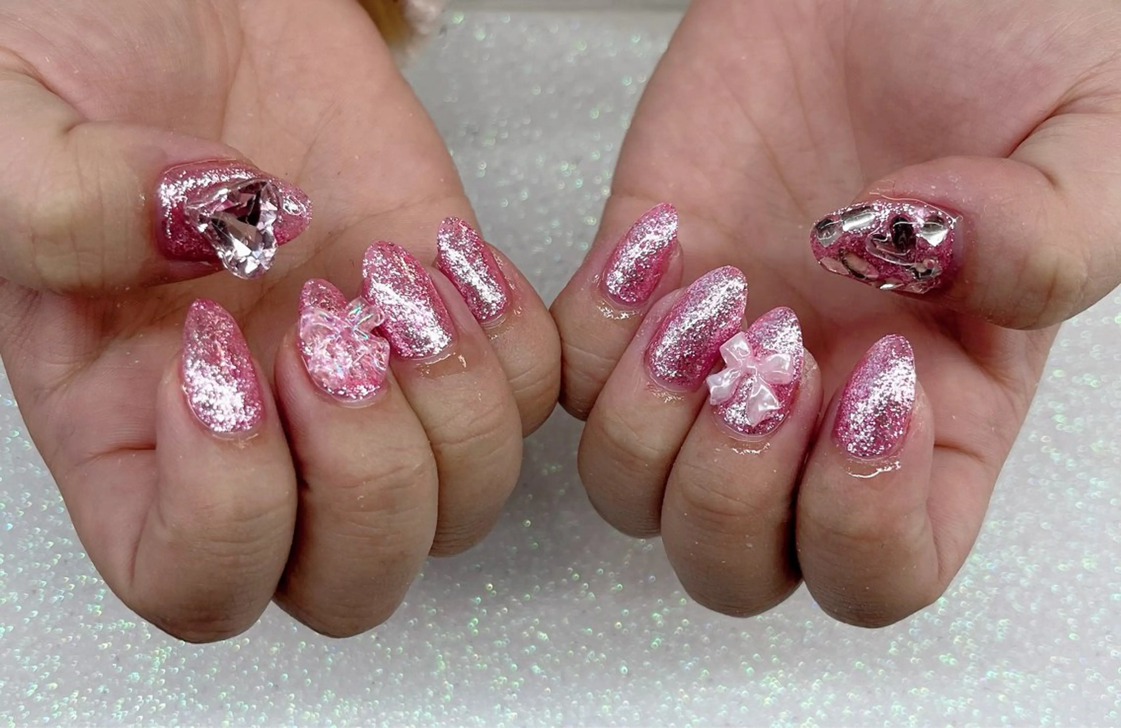 ネイル VIERU YURIのネイルデザイン