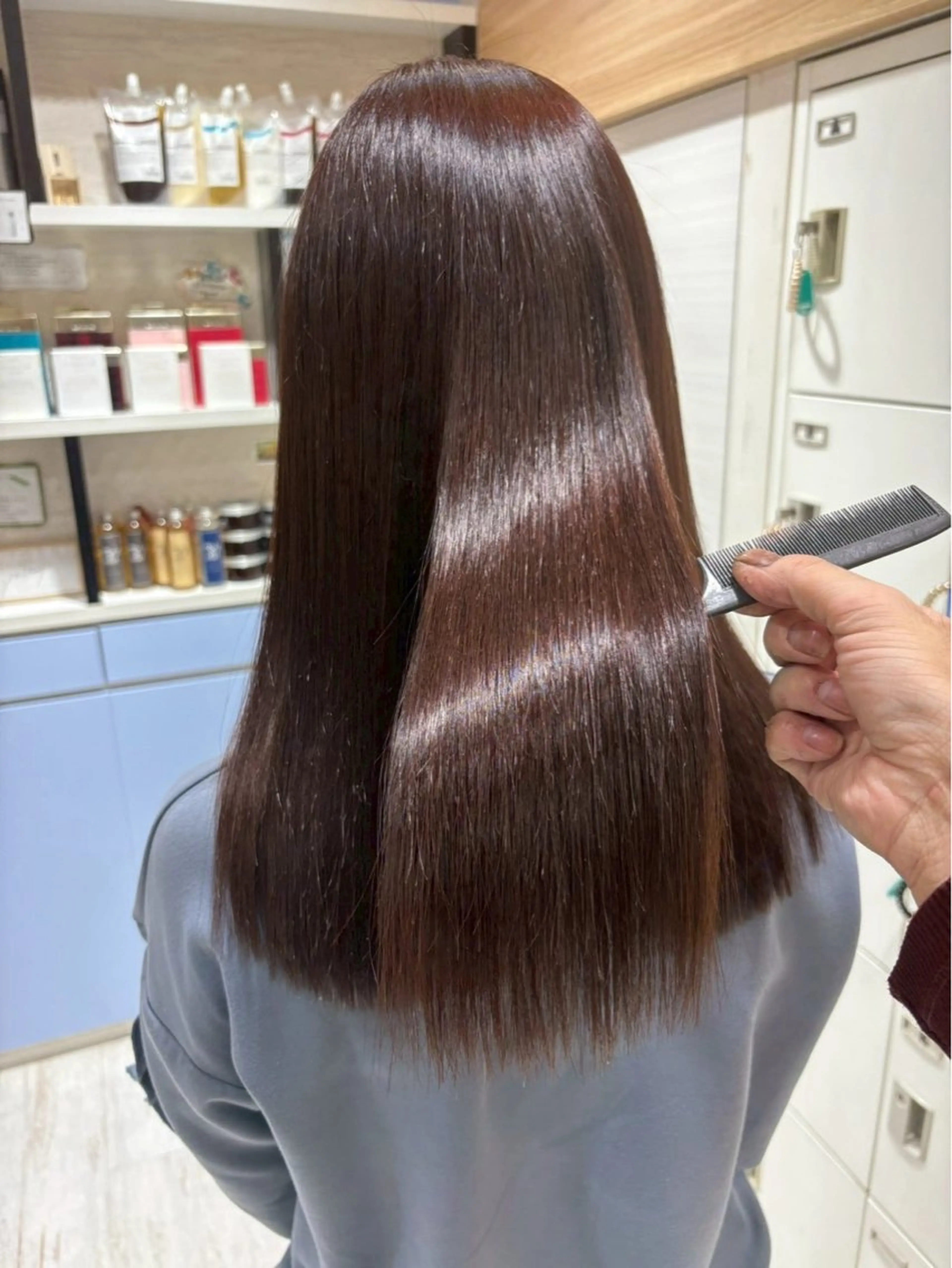 ロング 秋山 空澄のヘアスタイル