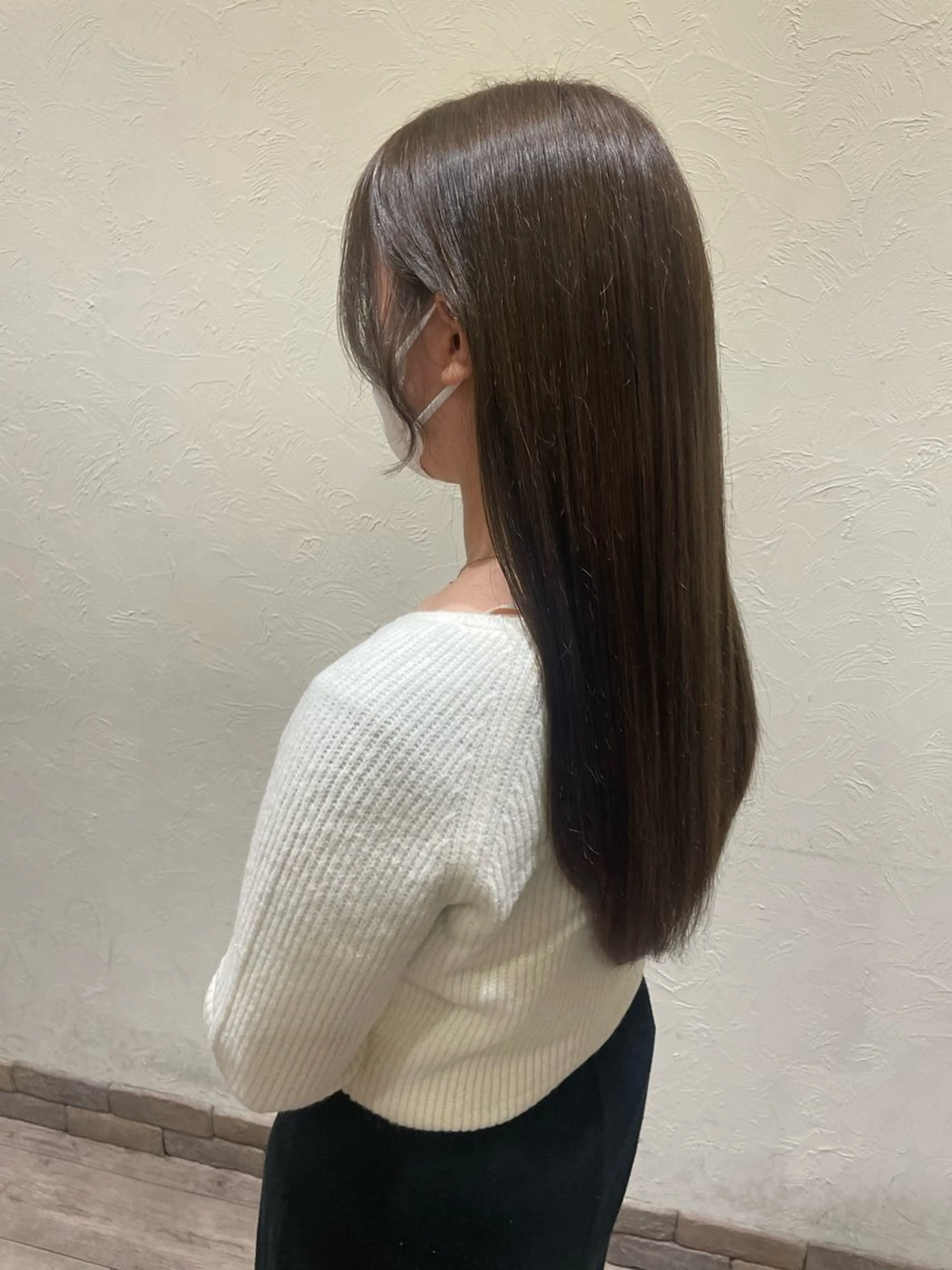 ロング カラー 西山 瑞希のヘアスタイル