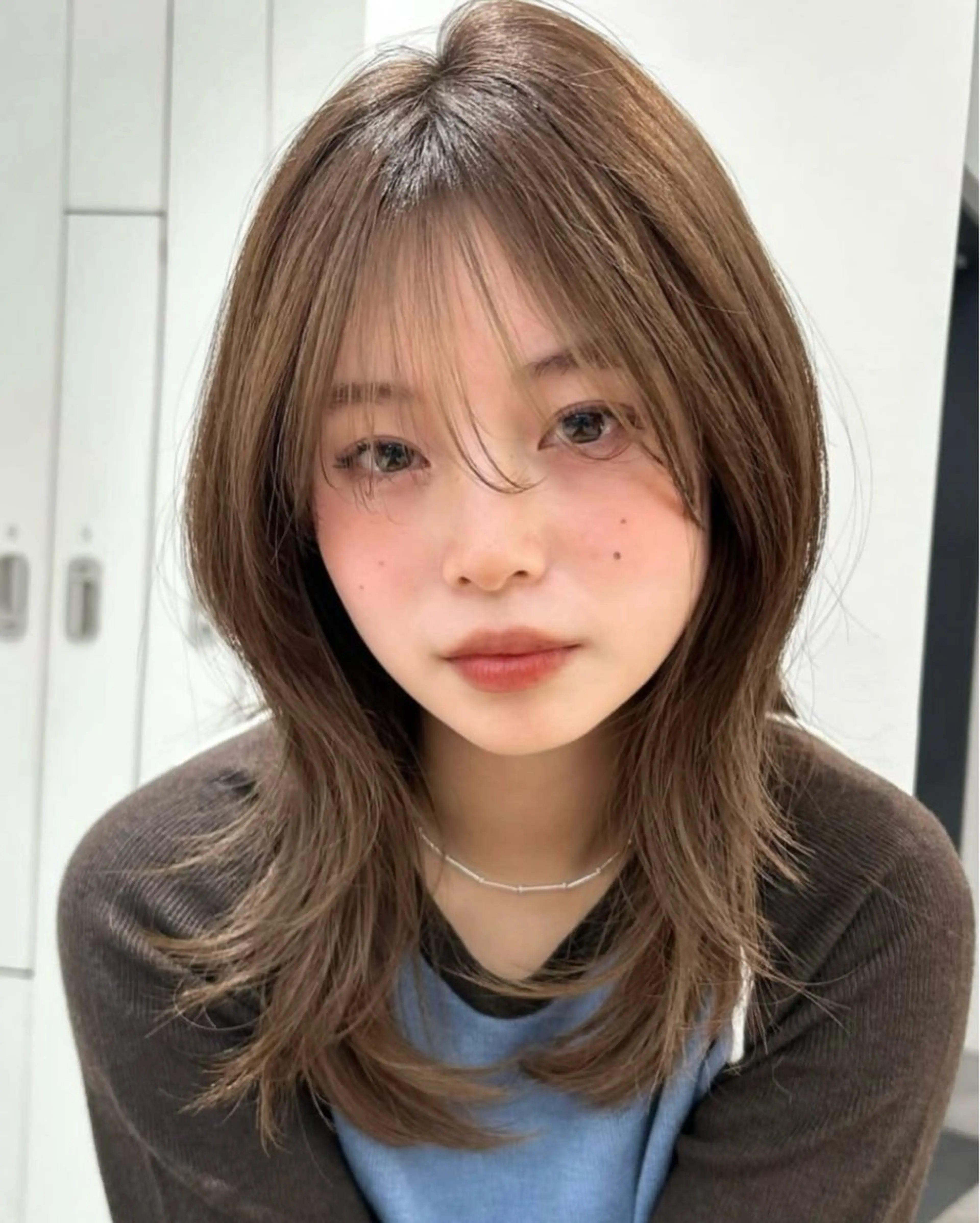 ミディアム カット ヘアカラー Unami  / RIZUMUのヘアスタイル