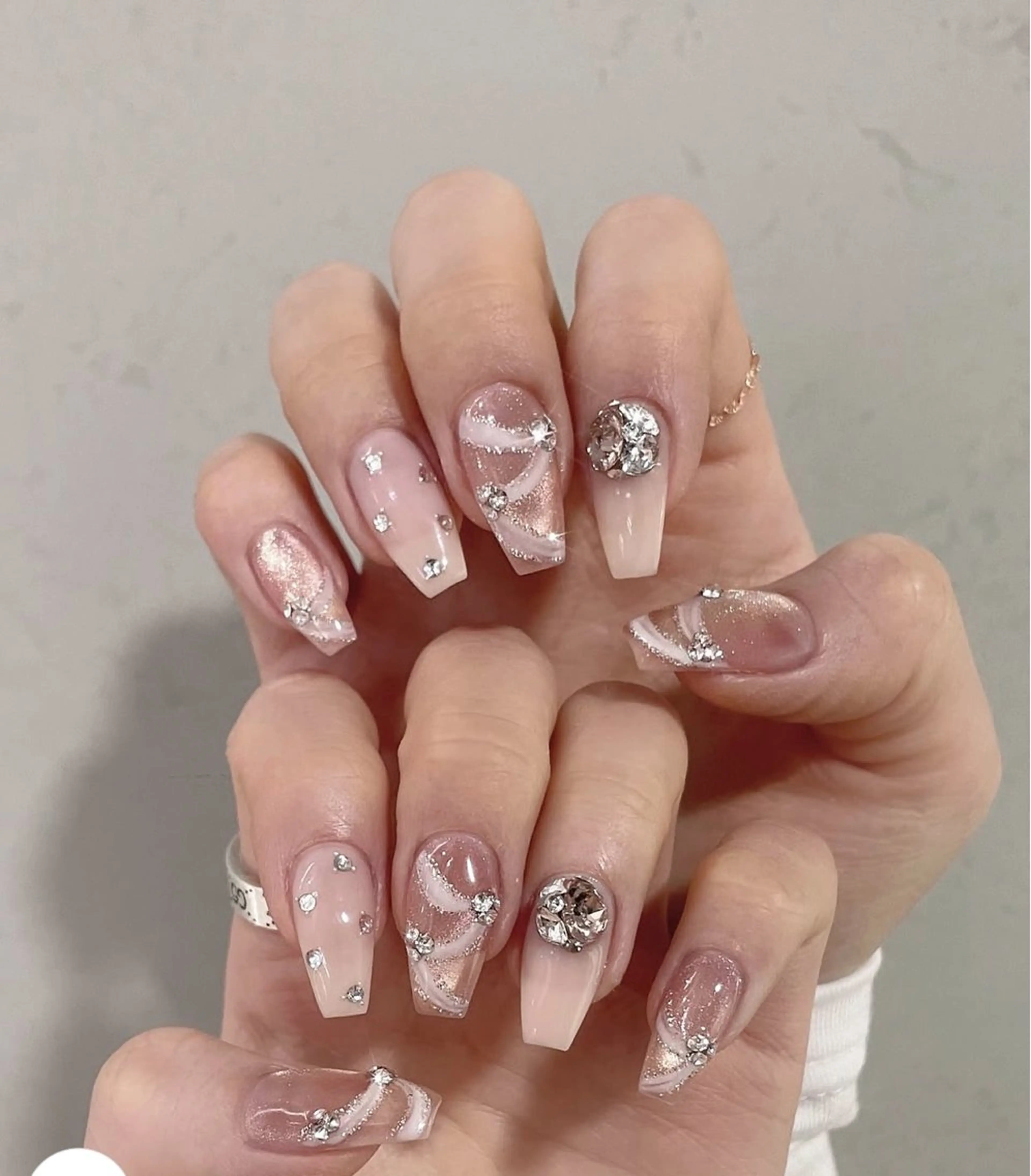 ネイル ハンドネイル Mew_Sanie所属・Sanie Salonのネイルデザイン