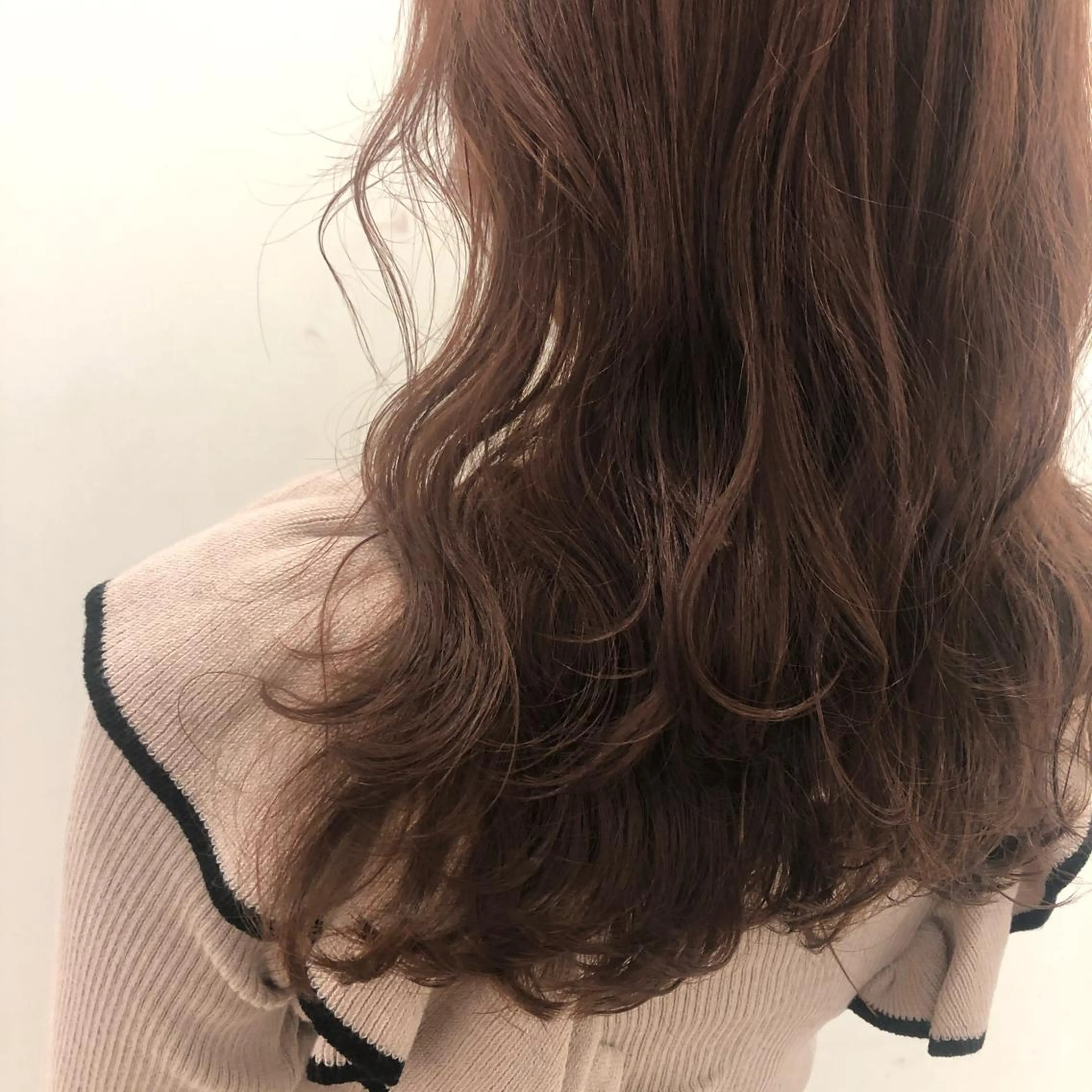 ロング 銀座／レイヤーカット 🤍内野すみれのヘアスタイル