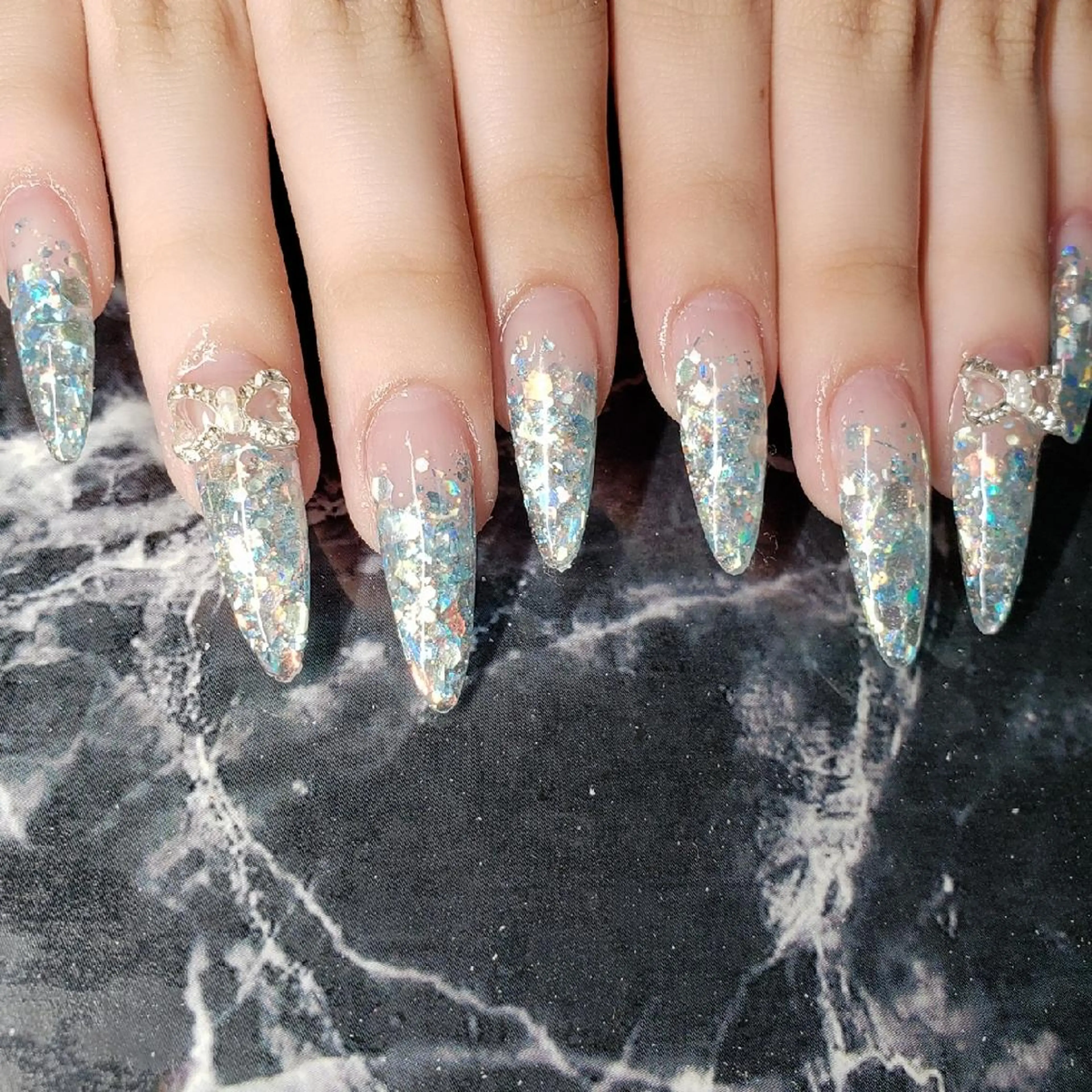 ロング ネイル ハンドネイル クロキ 。のネイルデザイン