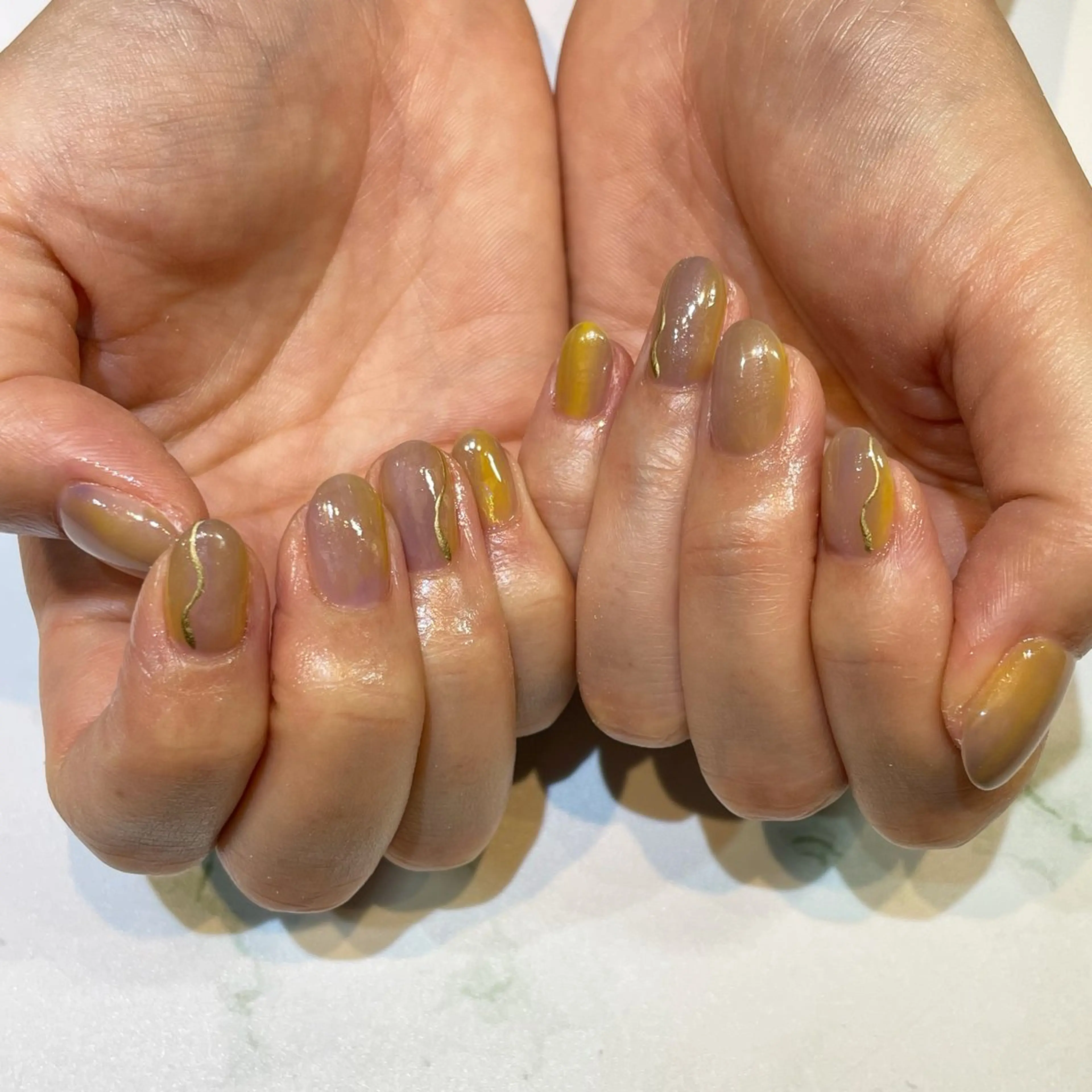 ネイル ニュアンスネイル ハンドネイル 糀屋 彩奈のネイルデザイン