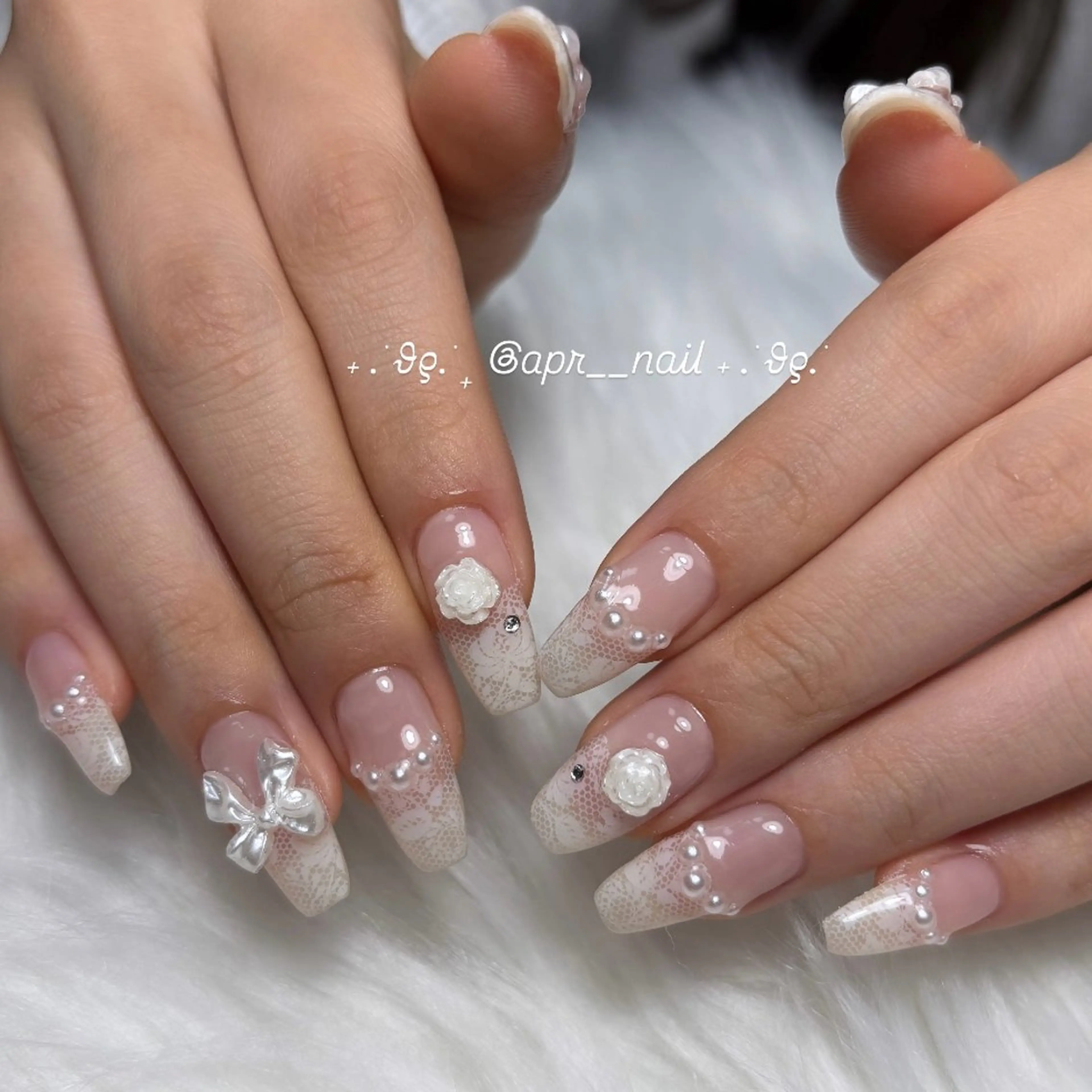 ネイル レース ハンドネイル Nailsalon apricotのネイルデザイン