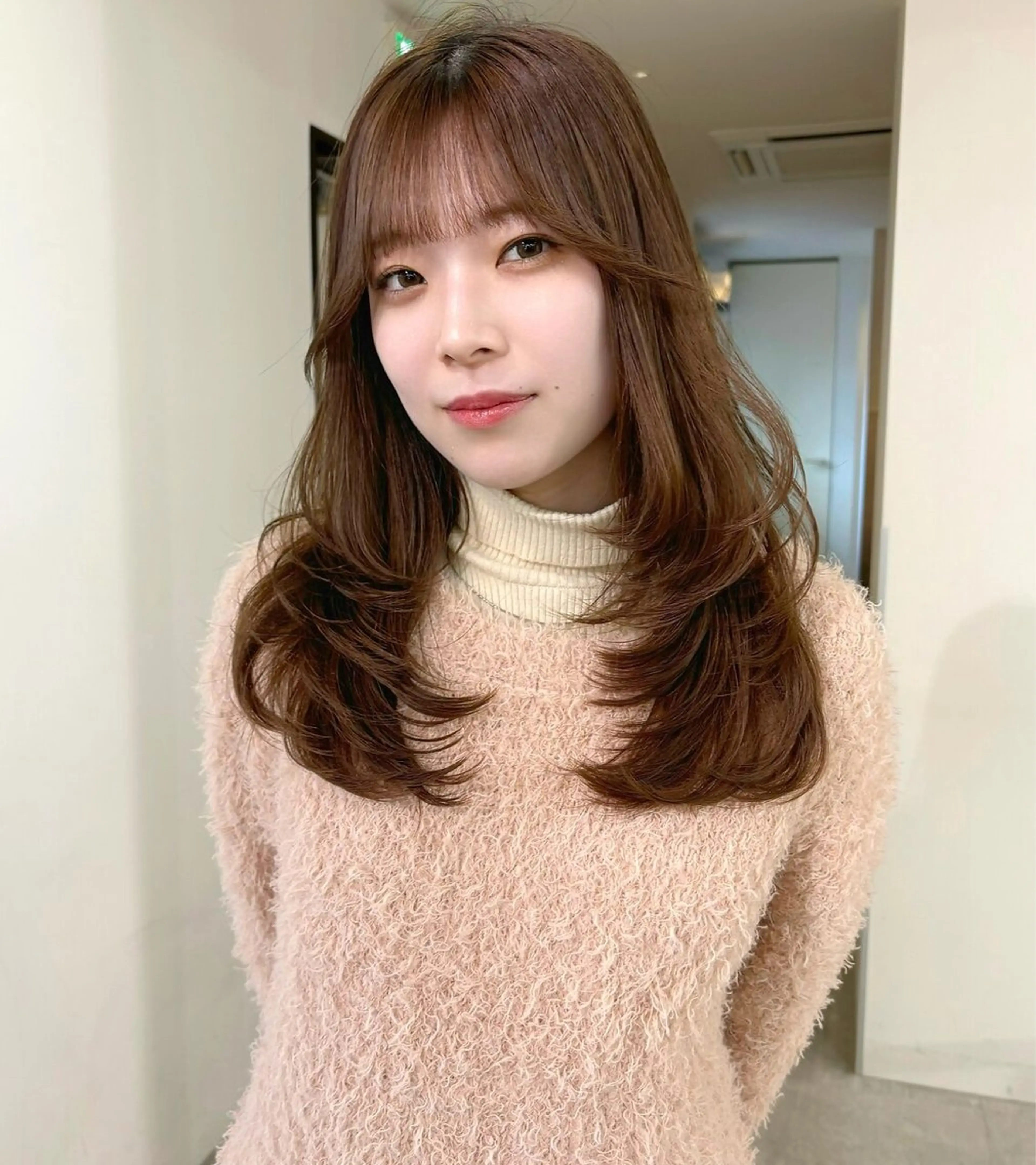 ロング YAMADA AIKAのヘアスタイル