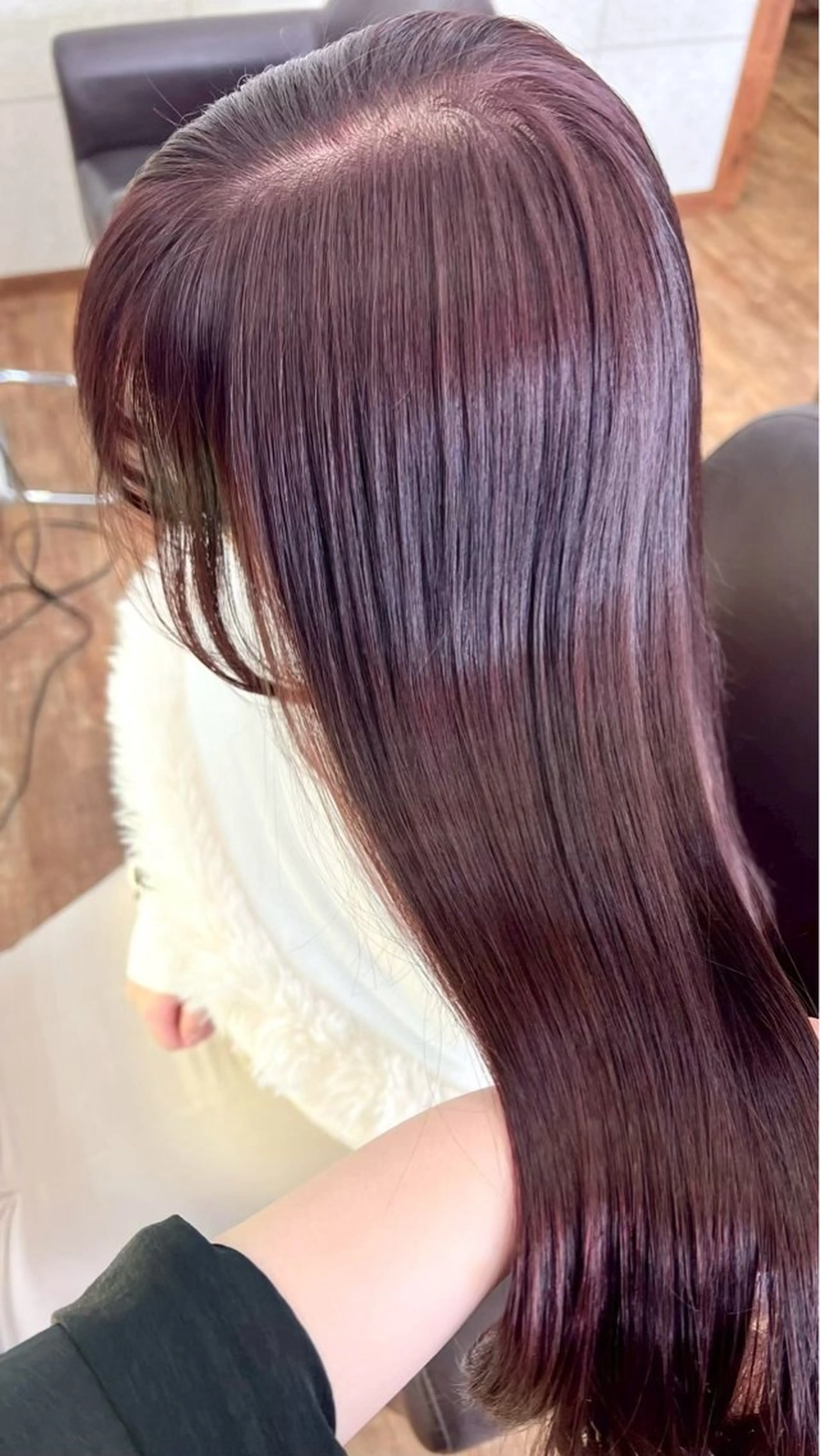 カラー Hip's eyes meiのヘアスタイル