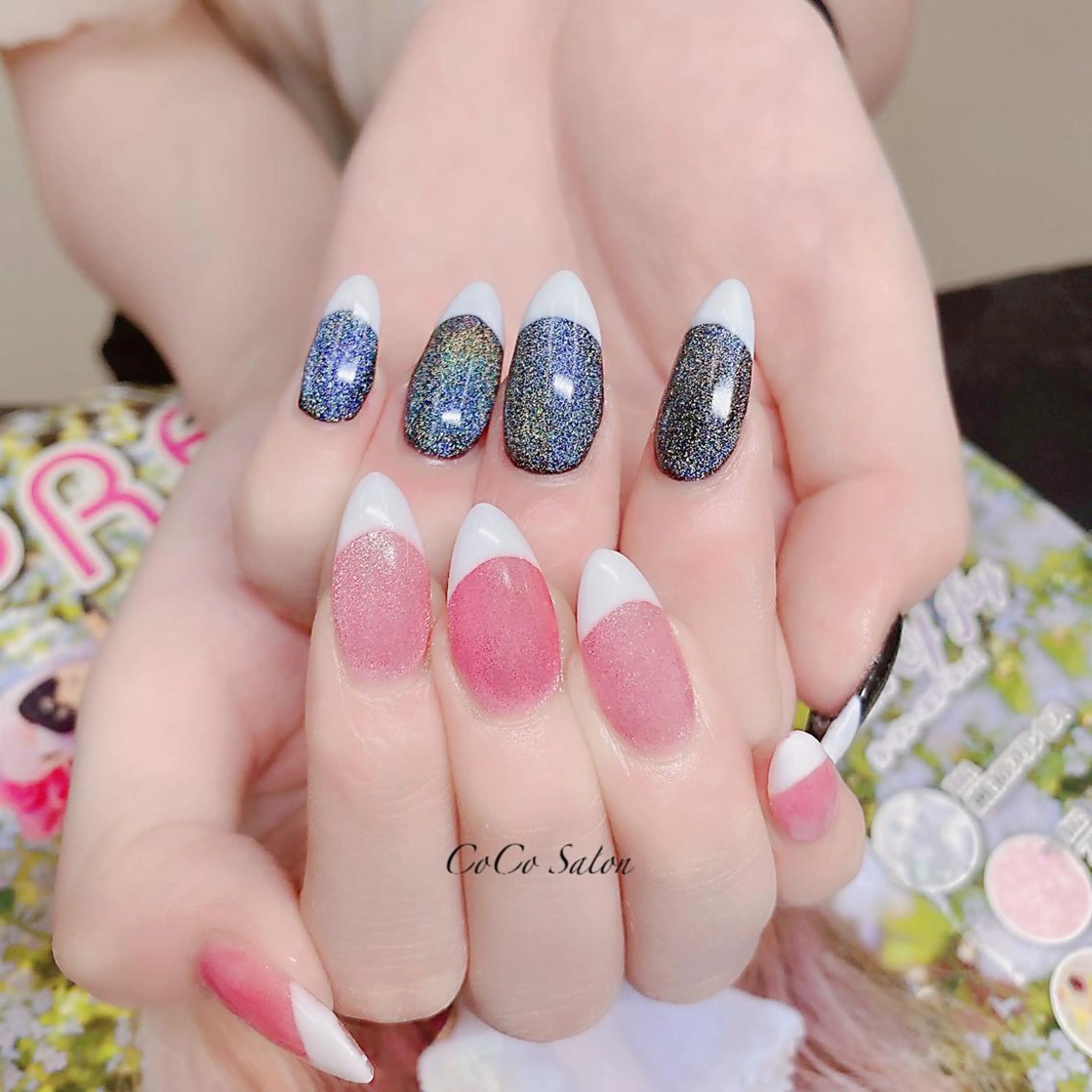 ネイル 成人式 長さ出し フレンチネイル ジェルネイル キラキラネイル ハンドネイル CoCoSalon ネイル/まつ毛予約のネイルデザイン