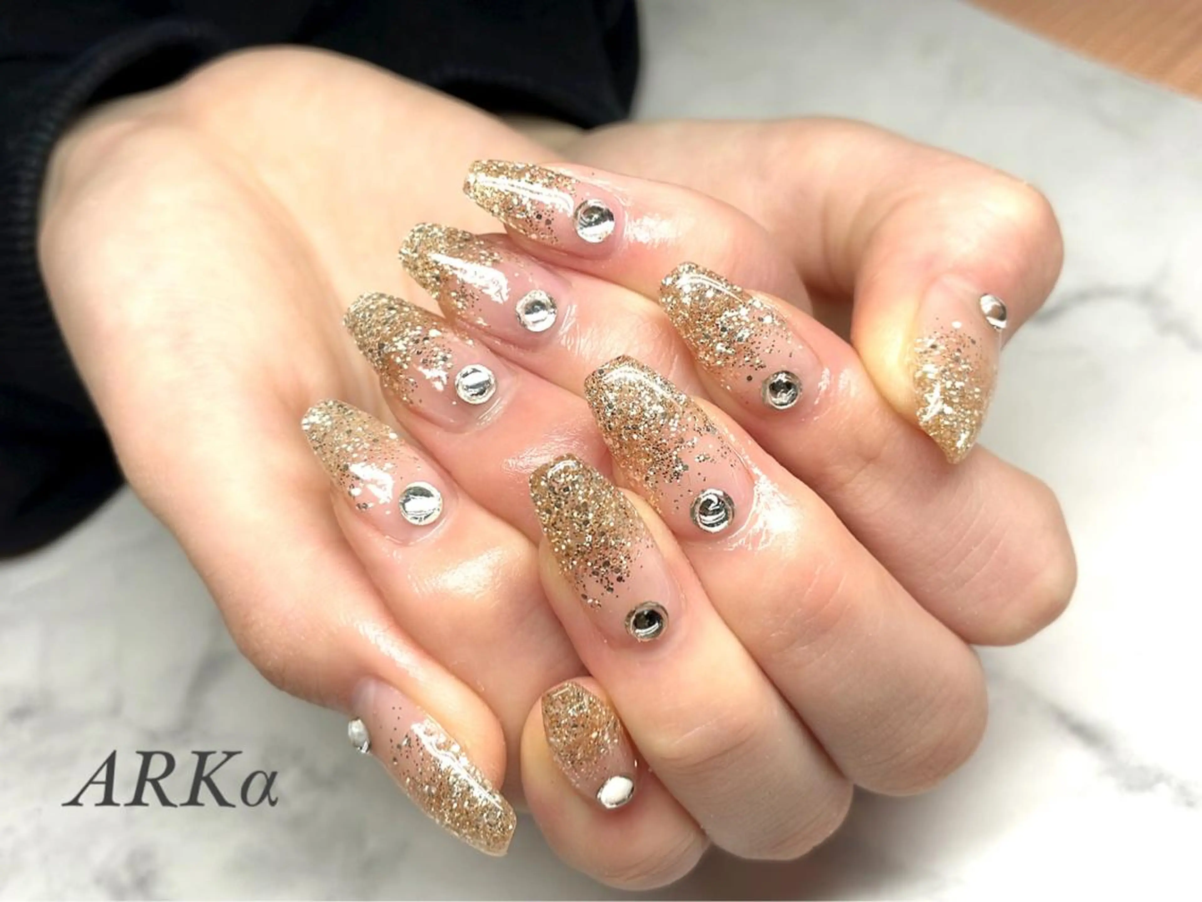 【スカルプオフなし】🉐minimo限定価格🉐スカルプ💅ラメグラデーション✨の写真