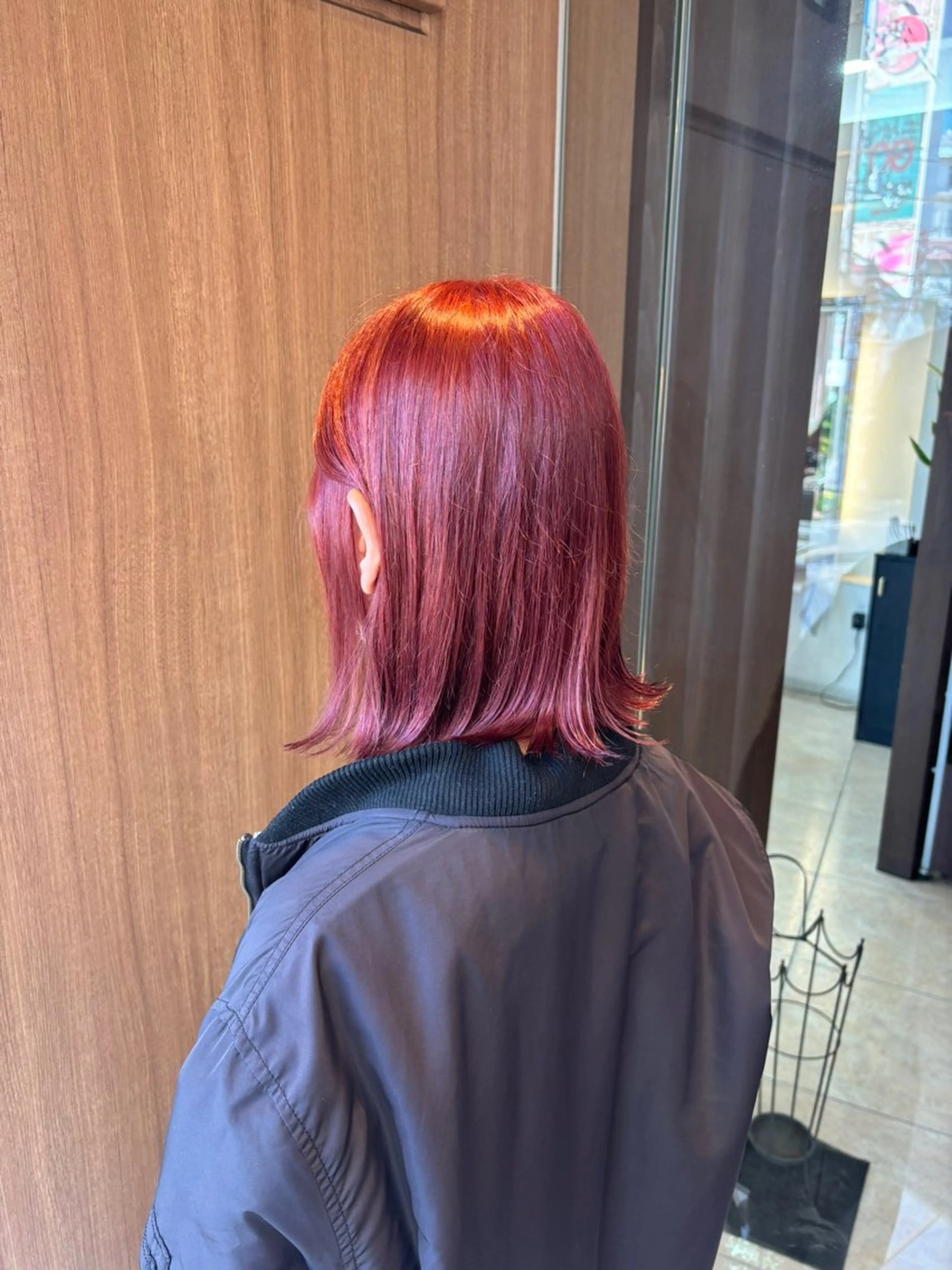 ブリーチオンカラー+毛先カット(3センチ以内)🩵の写真