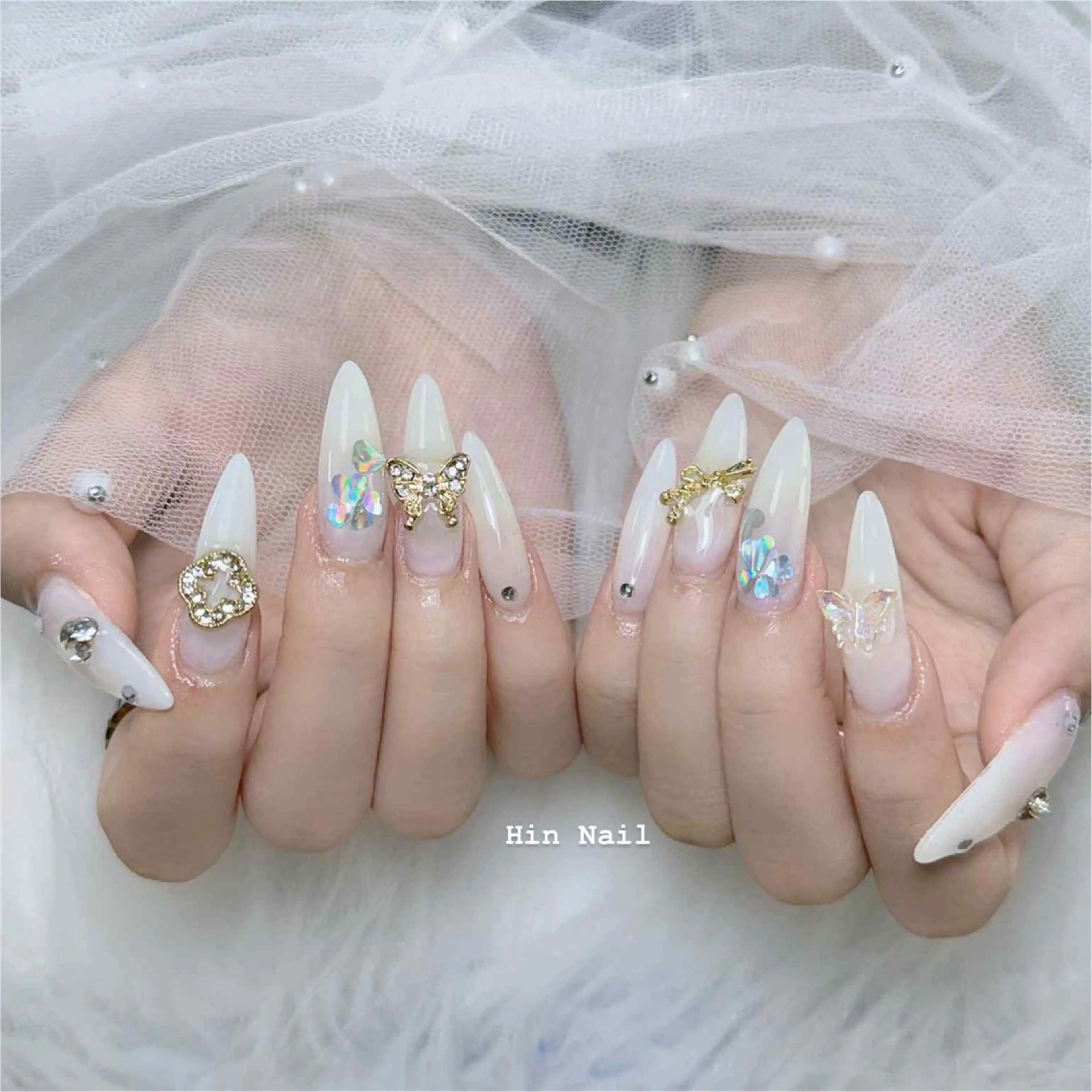 ネイル ハンドネイル HIN NAILのネイルデザイン