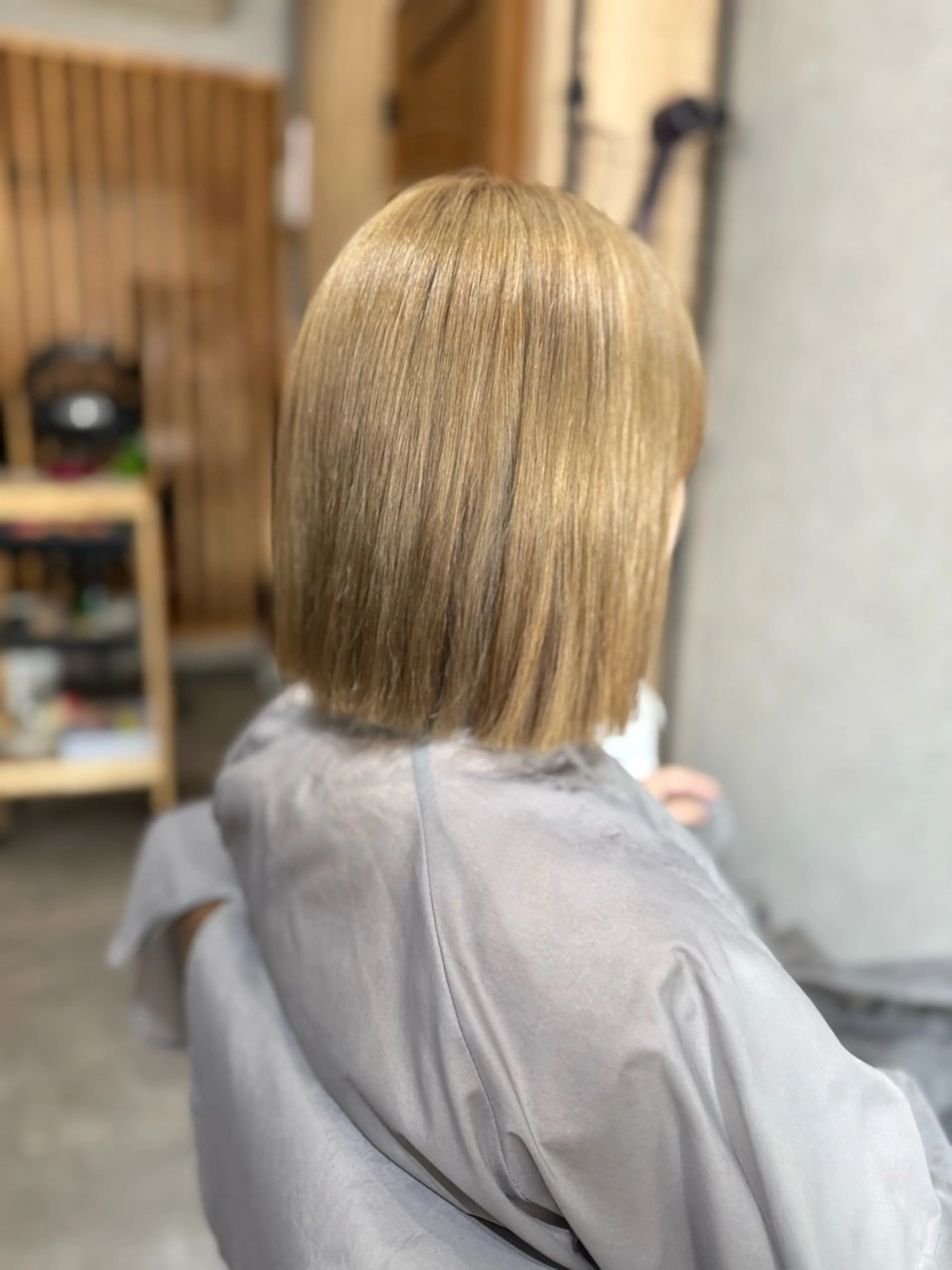 ショート カラー ヘアカラー Bish Yanaのヘアスタイル