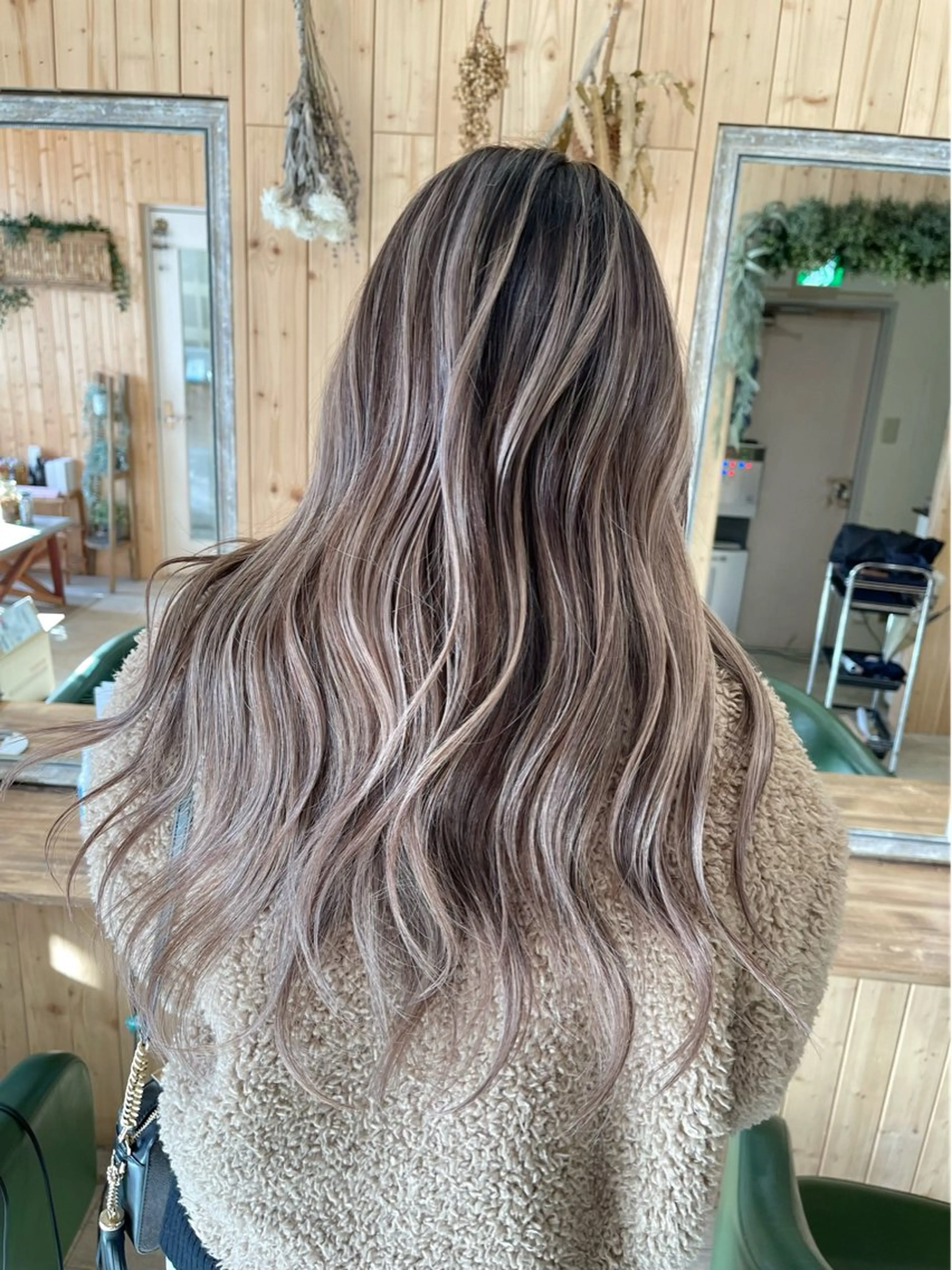 ロング カット ヘアカラー 谷山銀二郎/ 副店長のヘアスタイル