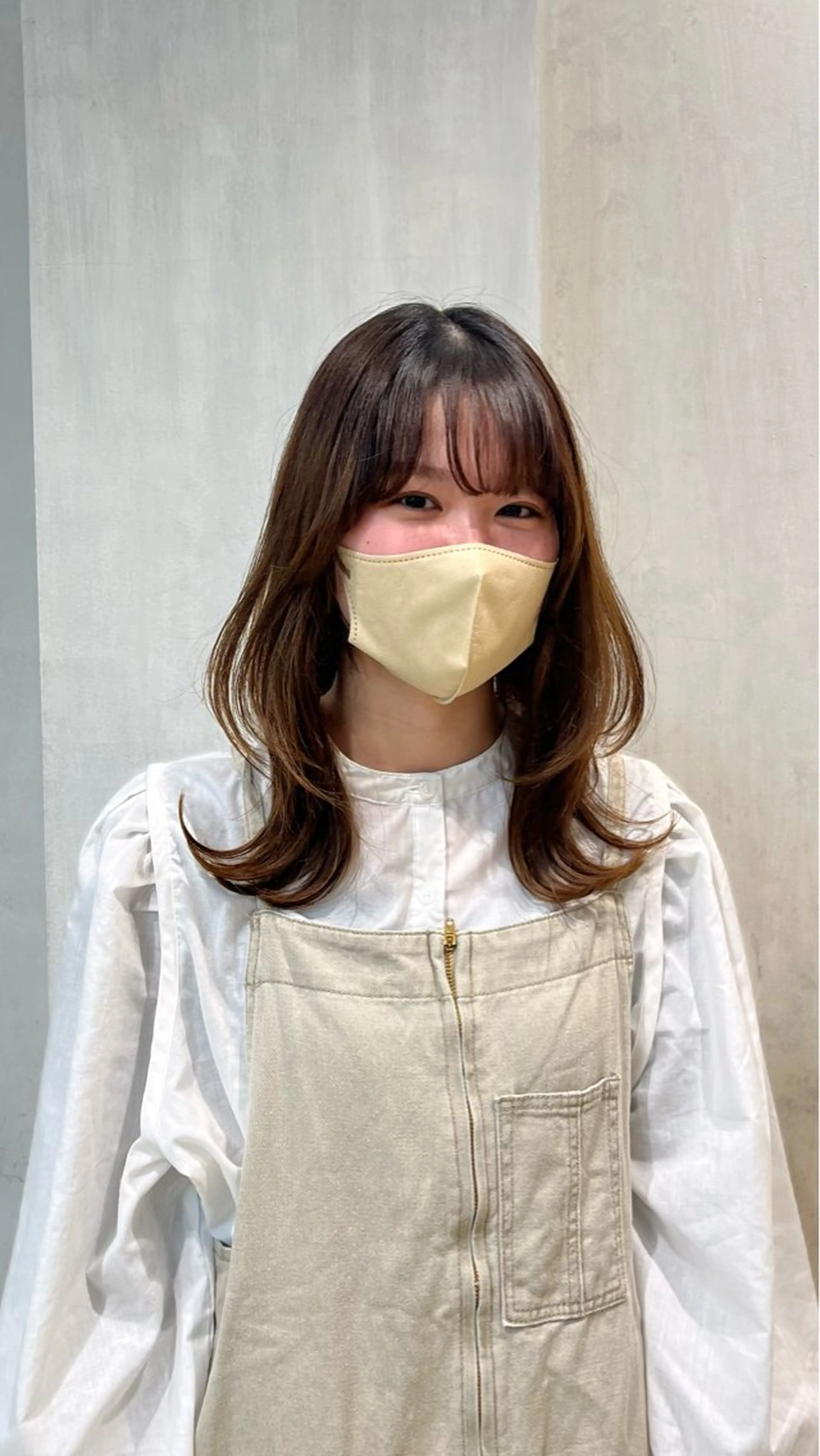 セミロング カット 牧下 晴香のヘアスタイル