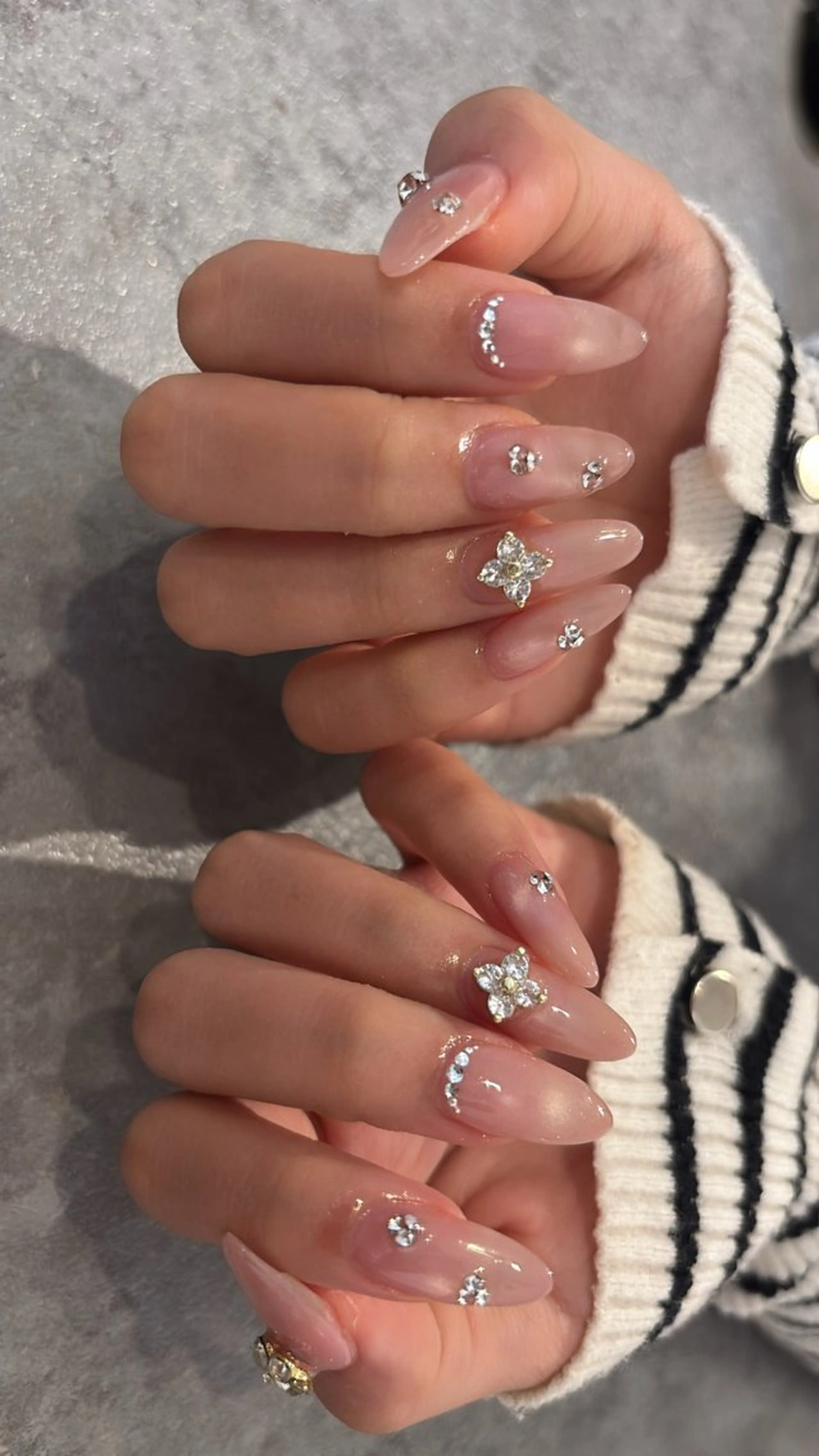 ネイル Mignon 、のネイルデザイン