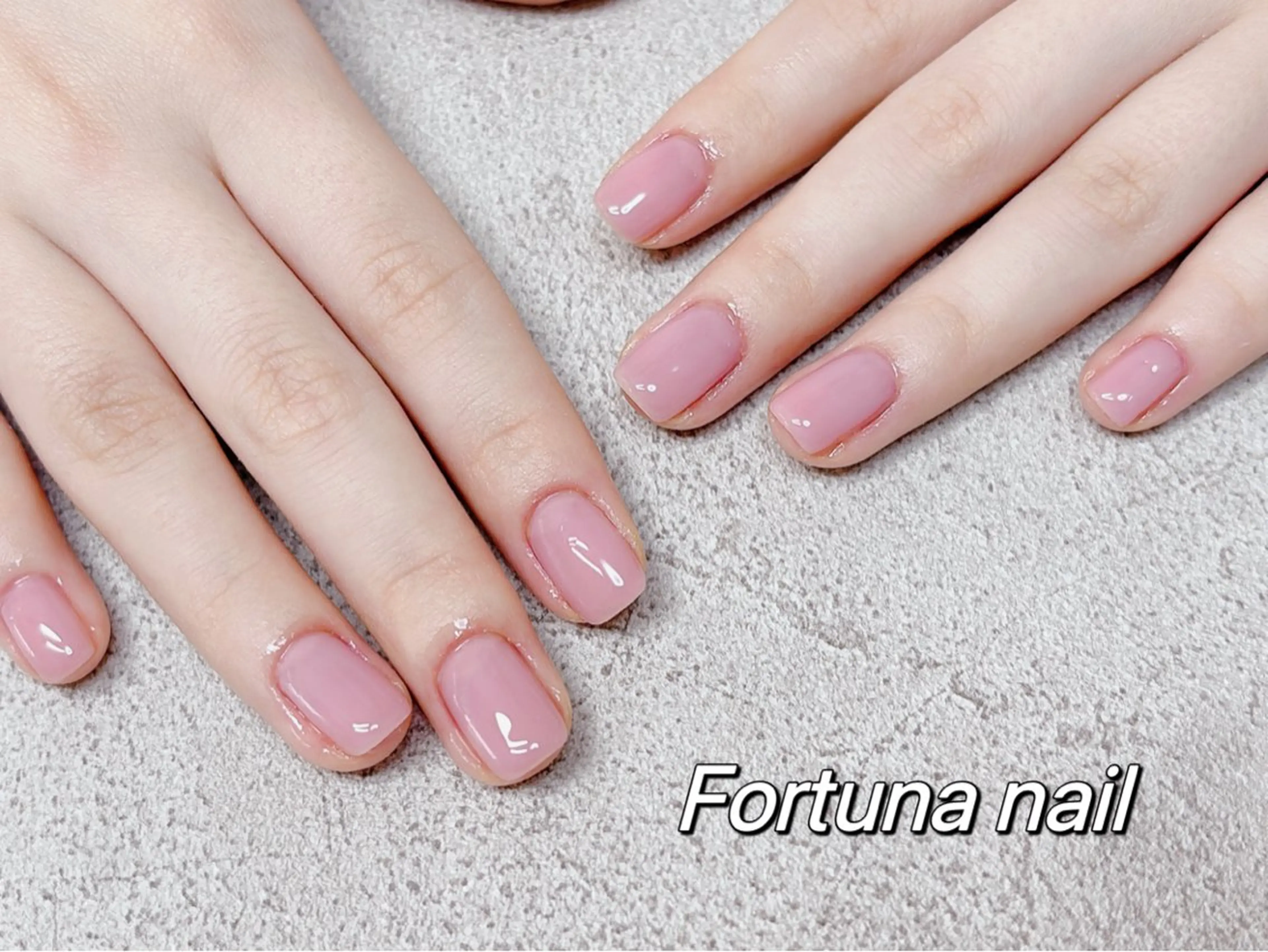 ネイル ハンドネイル Nail •Head スパFortunaのネイルデザイン
