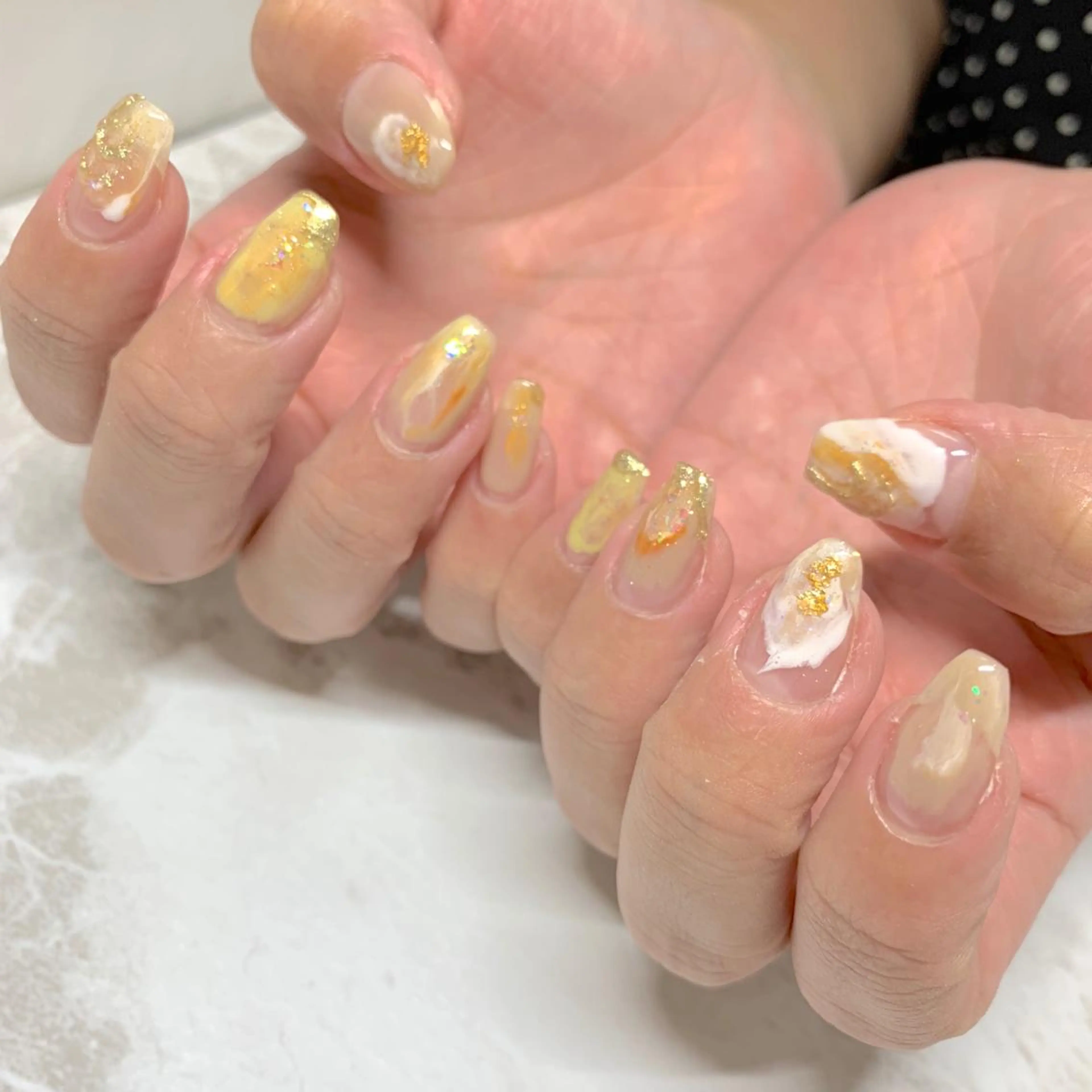 ネイル ニュアンスネイル ハンドネイル ハンドケア LULU LIMAのネイルデザイン