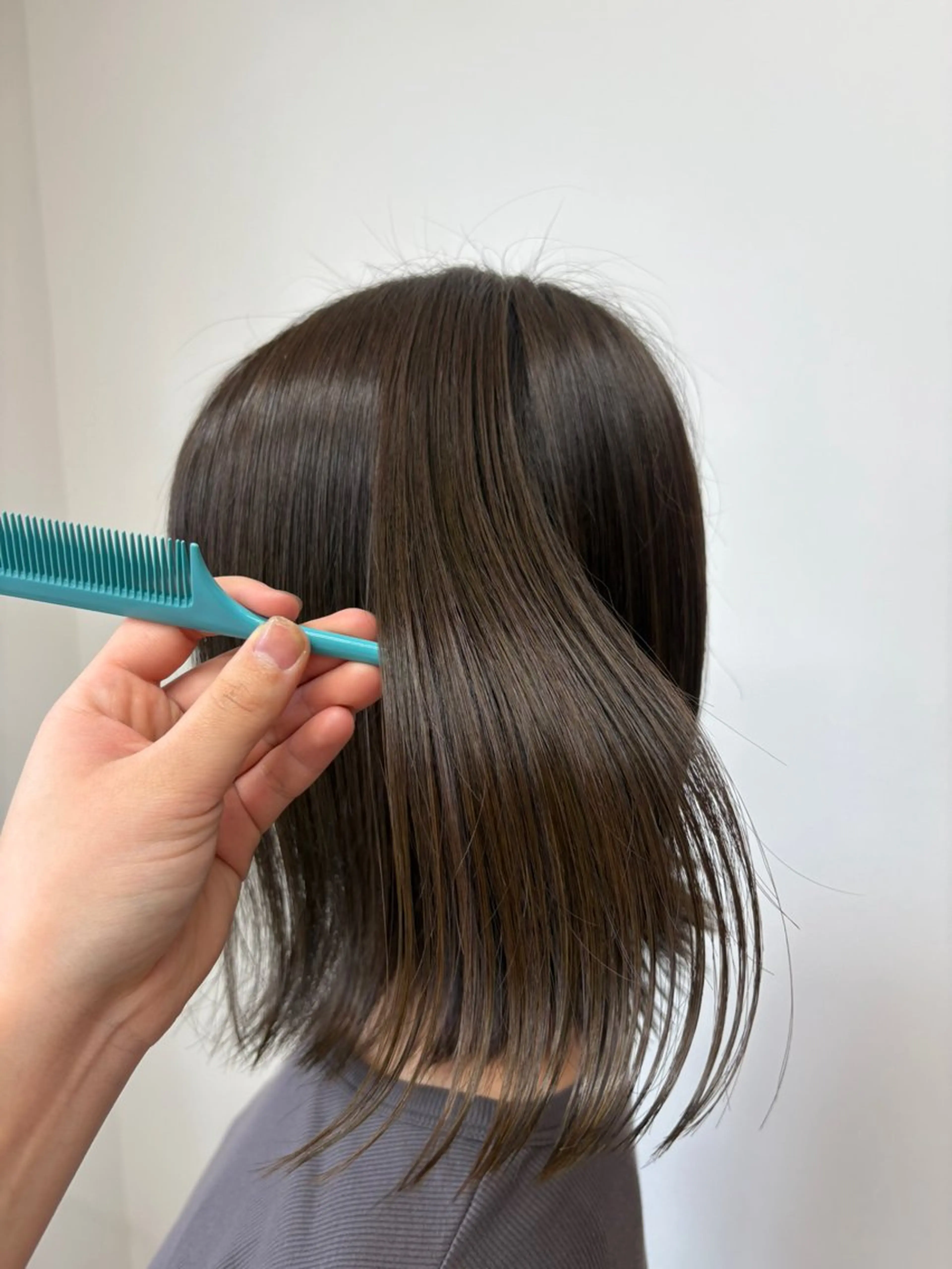 ミディアム カラー ブラウンカラー オリーブブラウン ヘアカラー number＋ / 璃々花のヘアスタイル