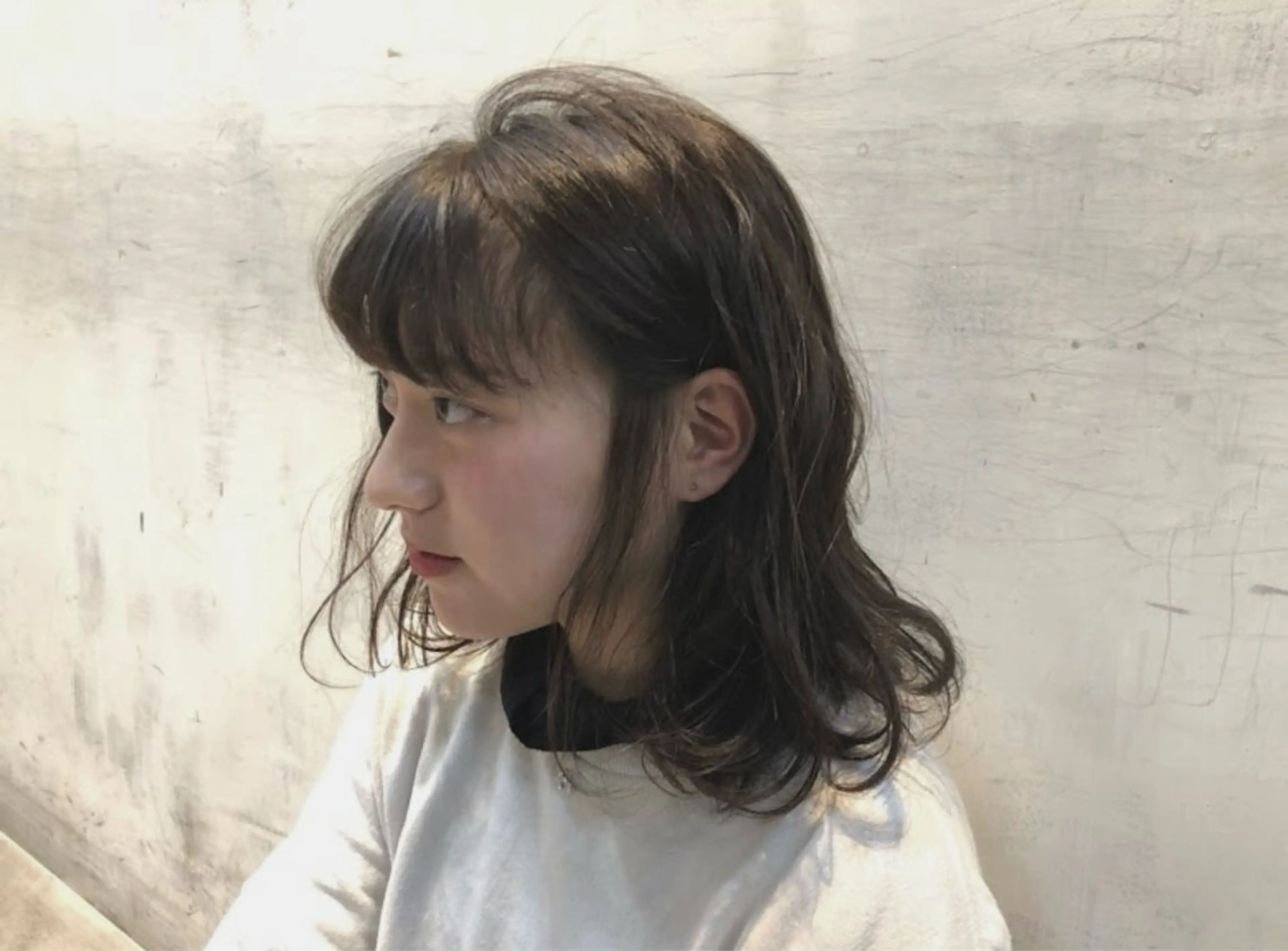 ミディアム かわの ひとしのヘアスタイル