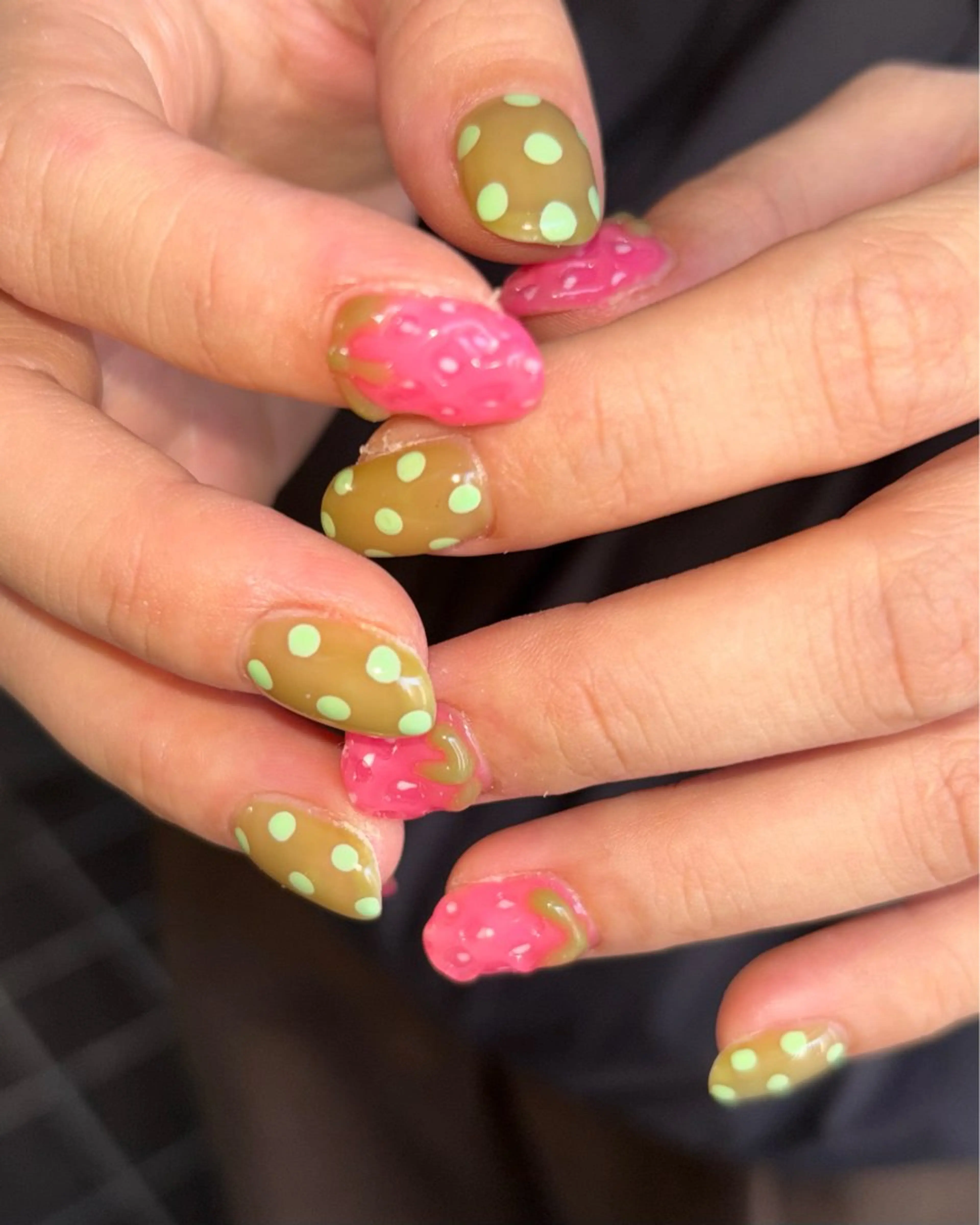 ネイル ハンドネイル 🪐富島彩夏 /海外nail🪐のネイルデザイン