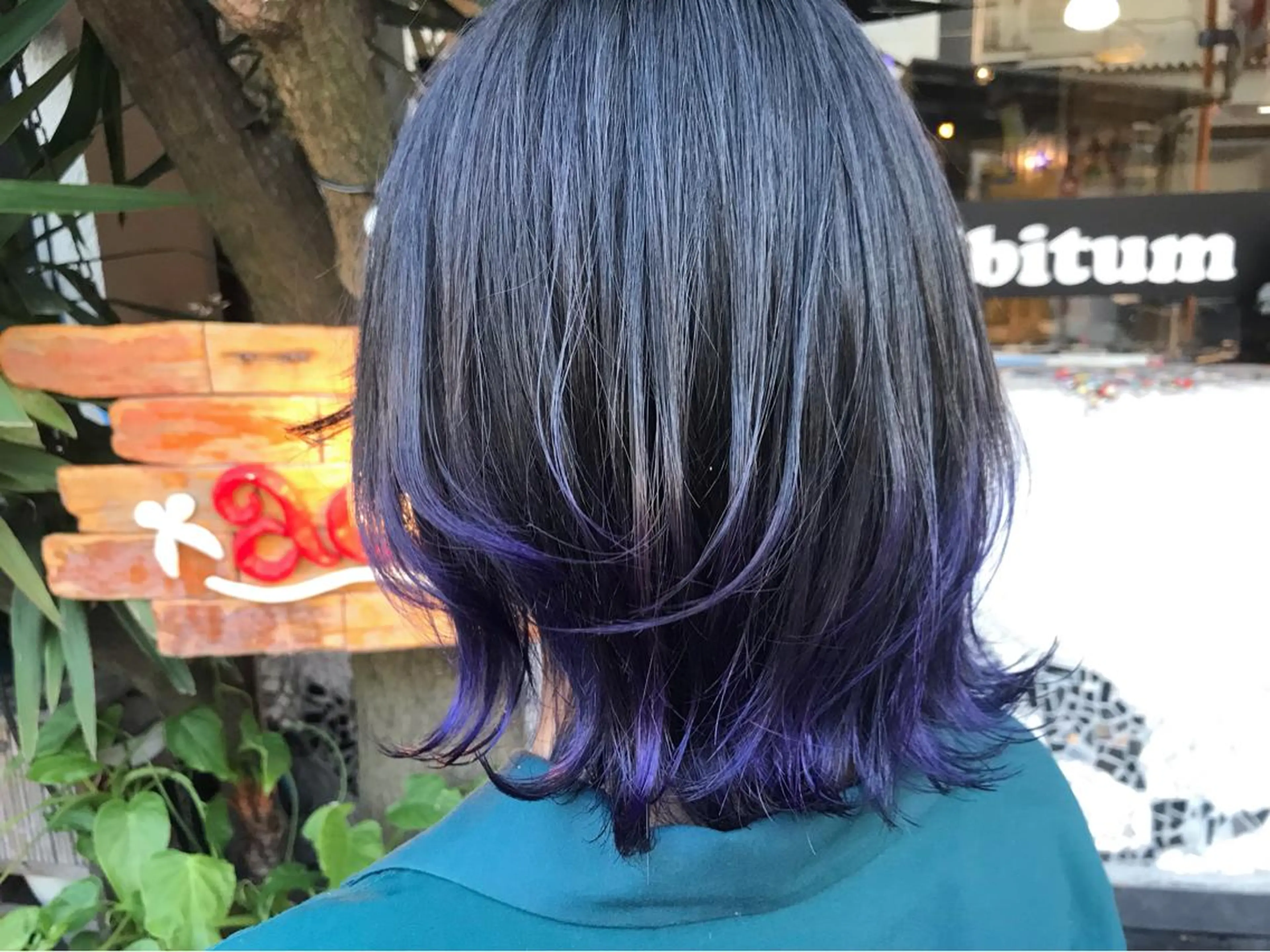 ミディアム パープルカラー ヘアカラー 玉木 育実のヘアスタイル