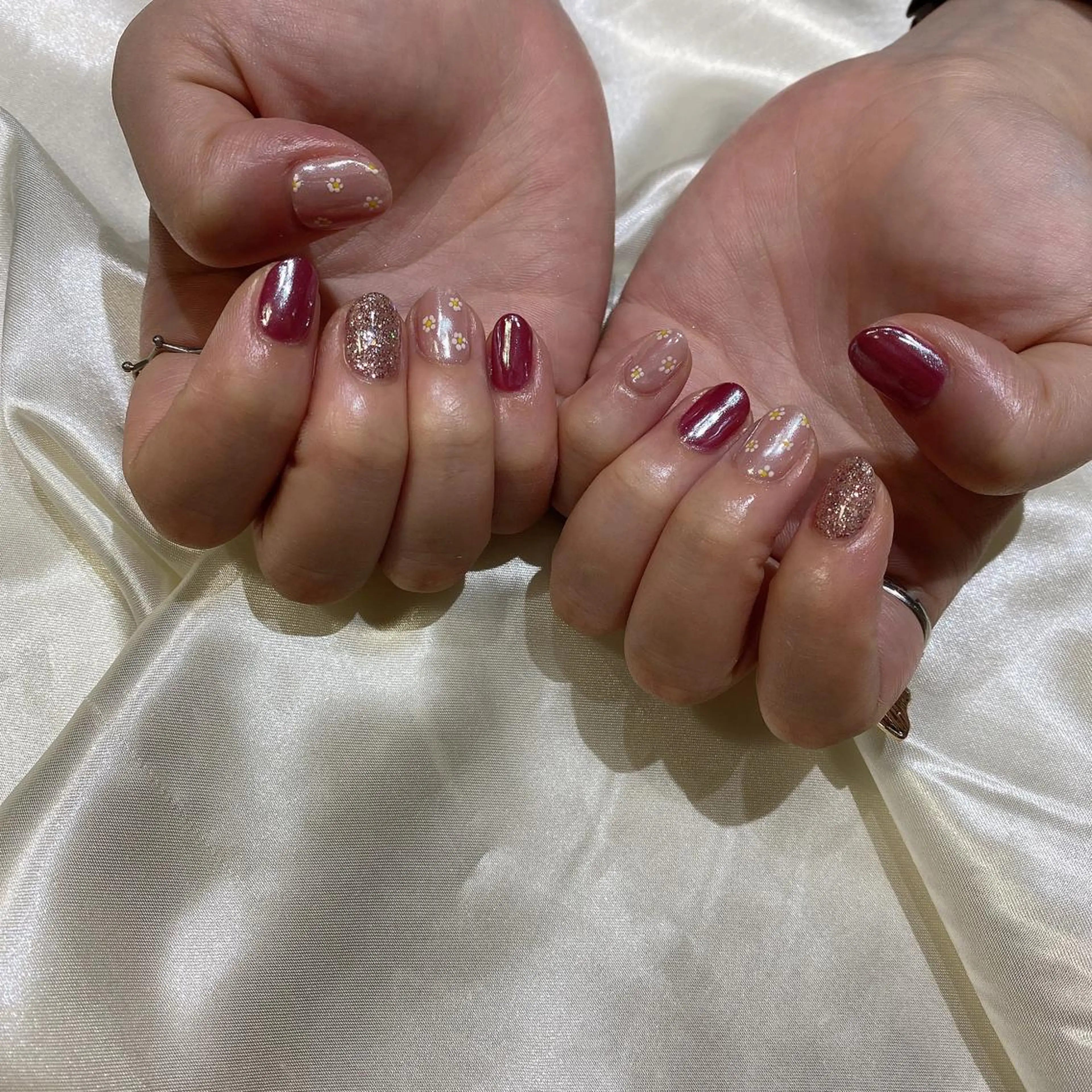 ネイル ハンドネイル 西岡 杏のネイルデザイン