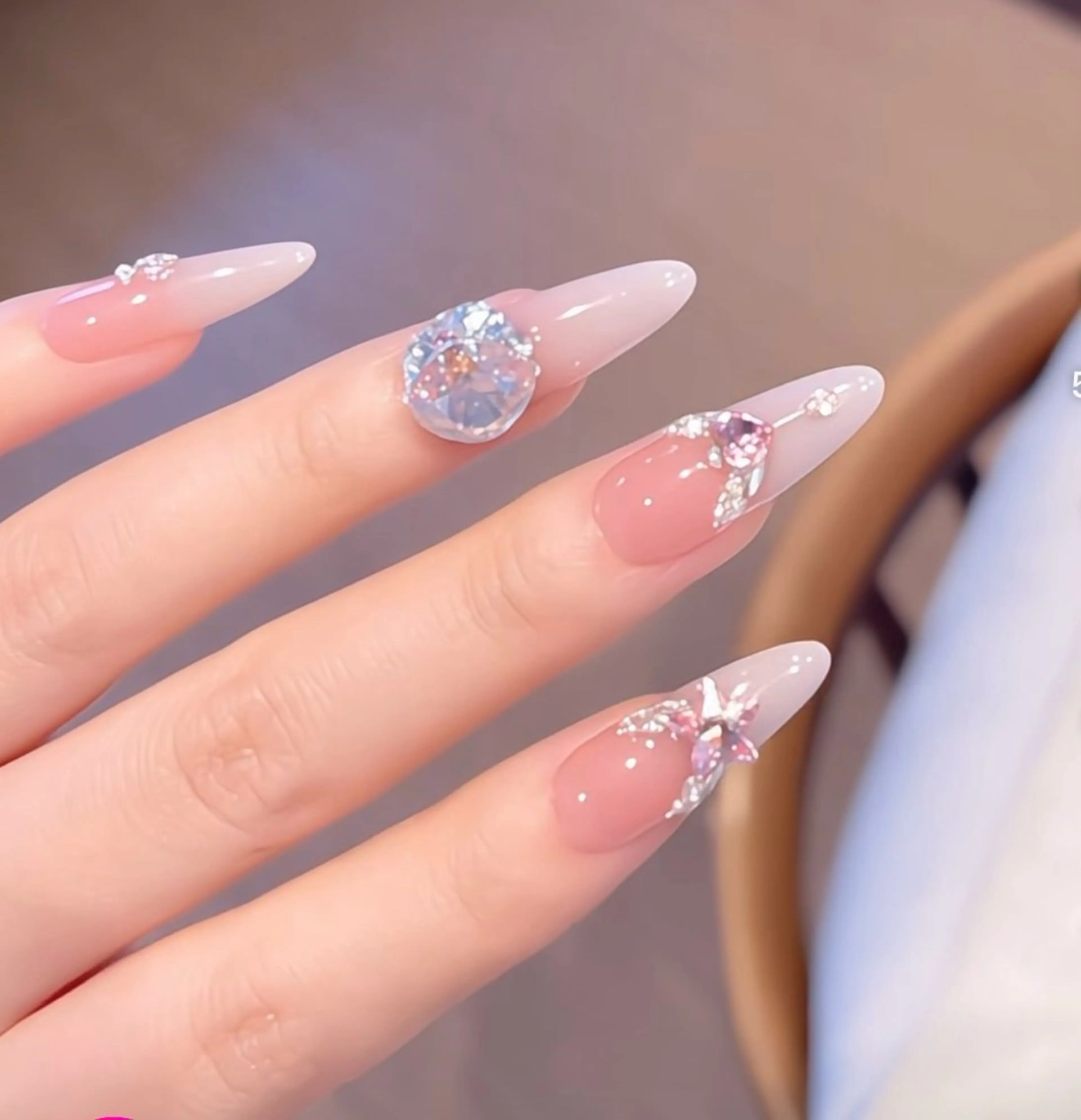 ネイル アートネイル 長さ出し ジェルネイル マグネットネイル ニュアンスネイル ハンドネイル KIM キムのネイルデザイン