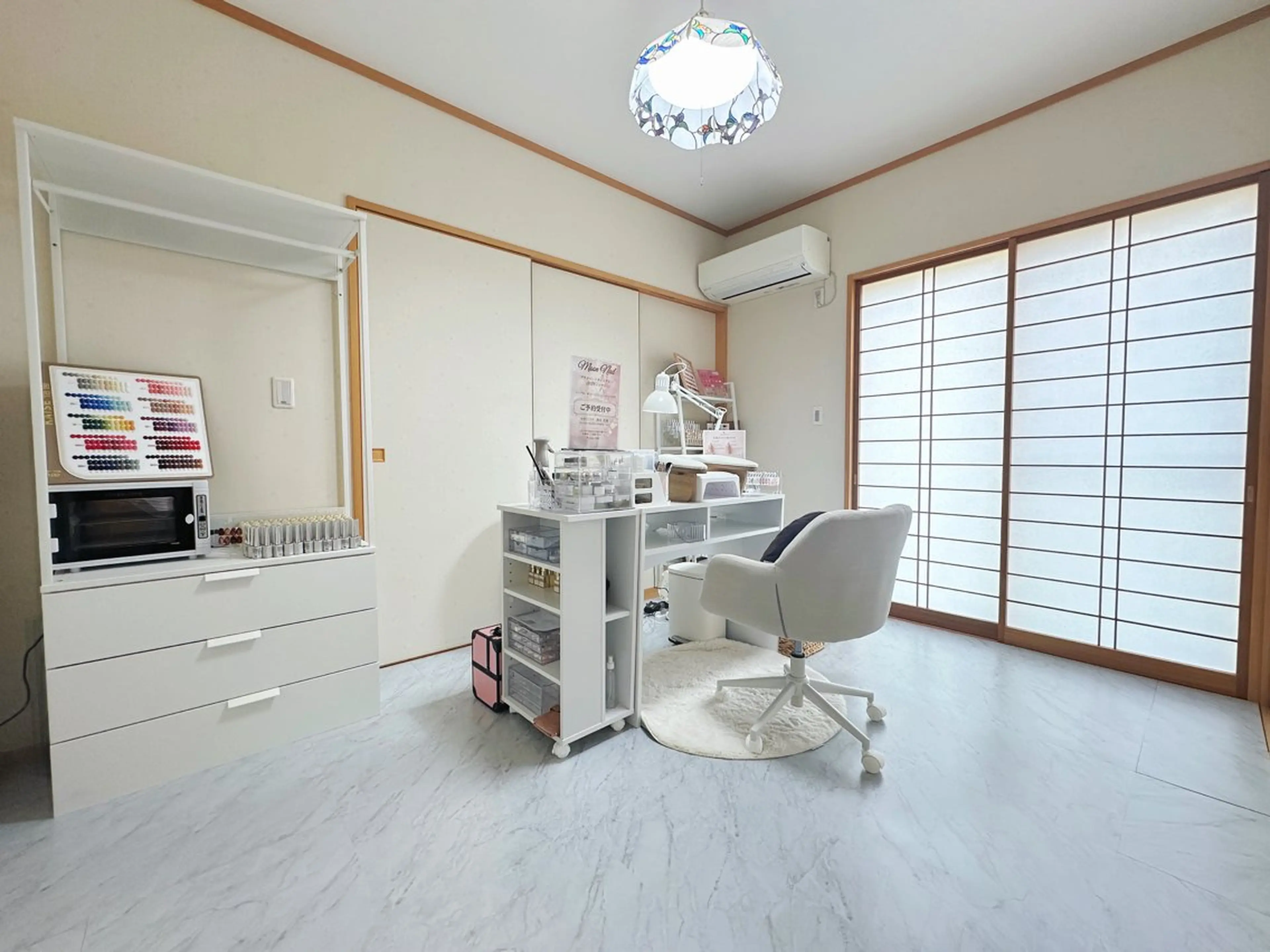 Moon Nailsのネイルデザイン