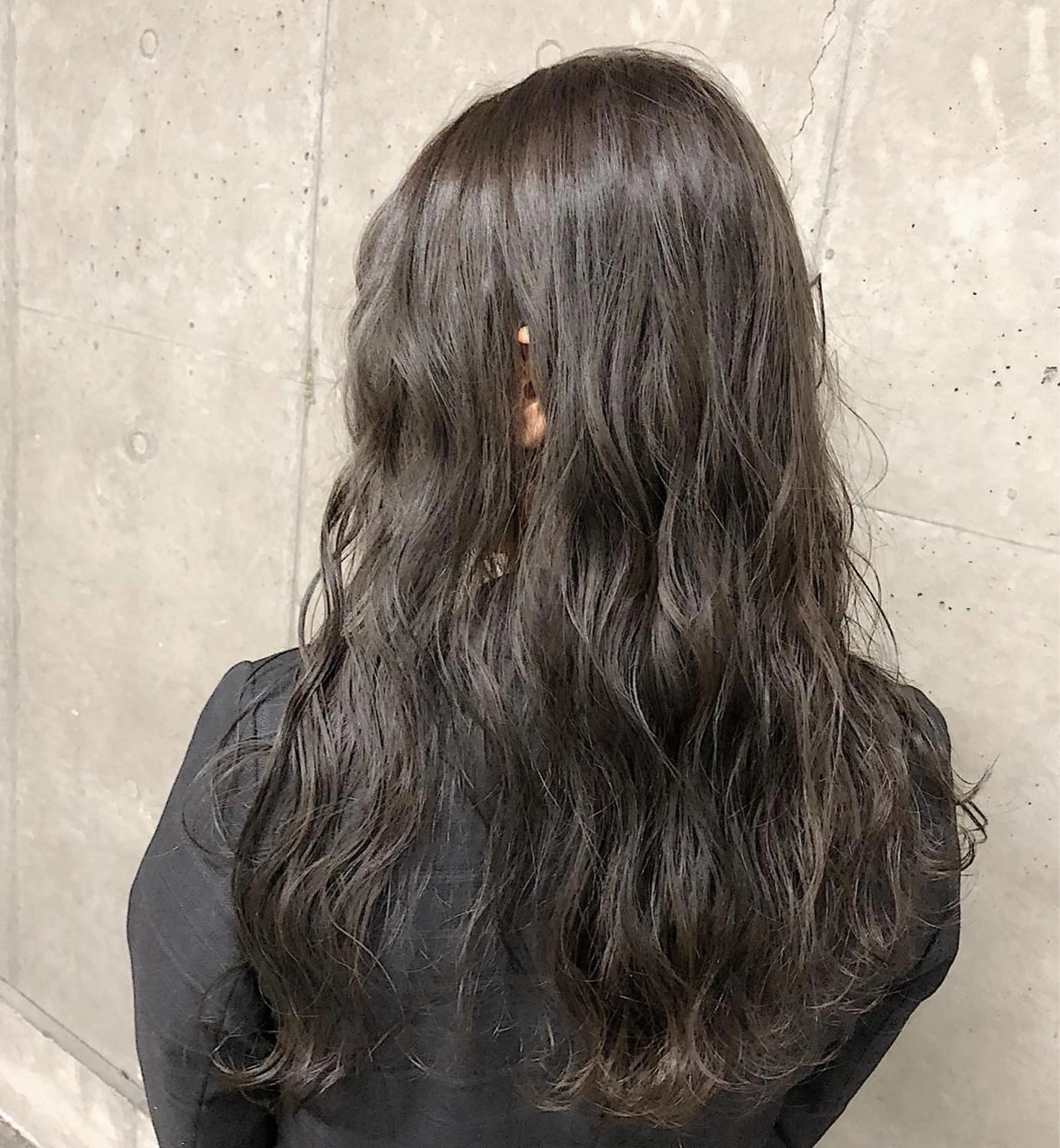 ロング カラー ダークグレー ダークグレージュ グレージュ ノンダメージ髪質改善 カラー💎/KURAのヘアスタイル