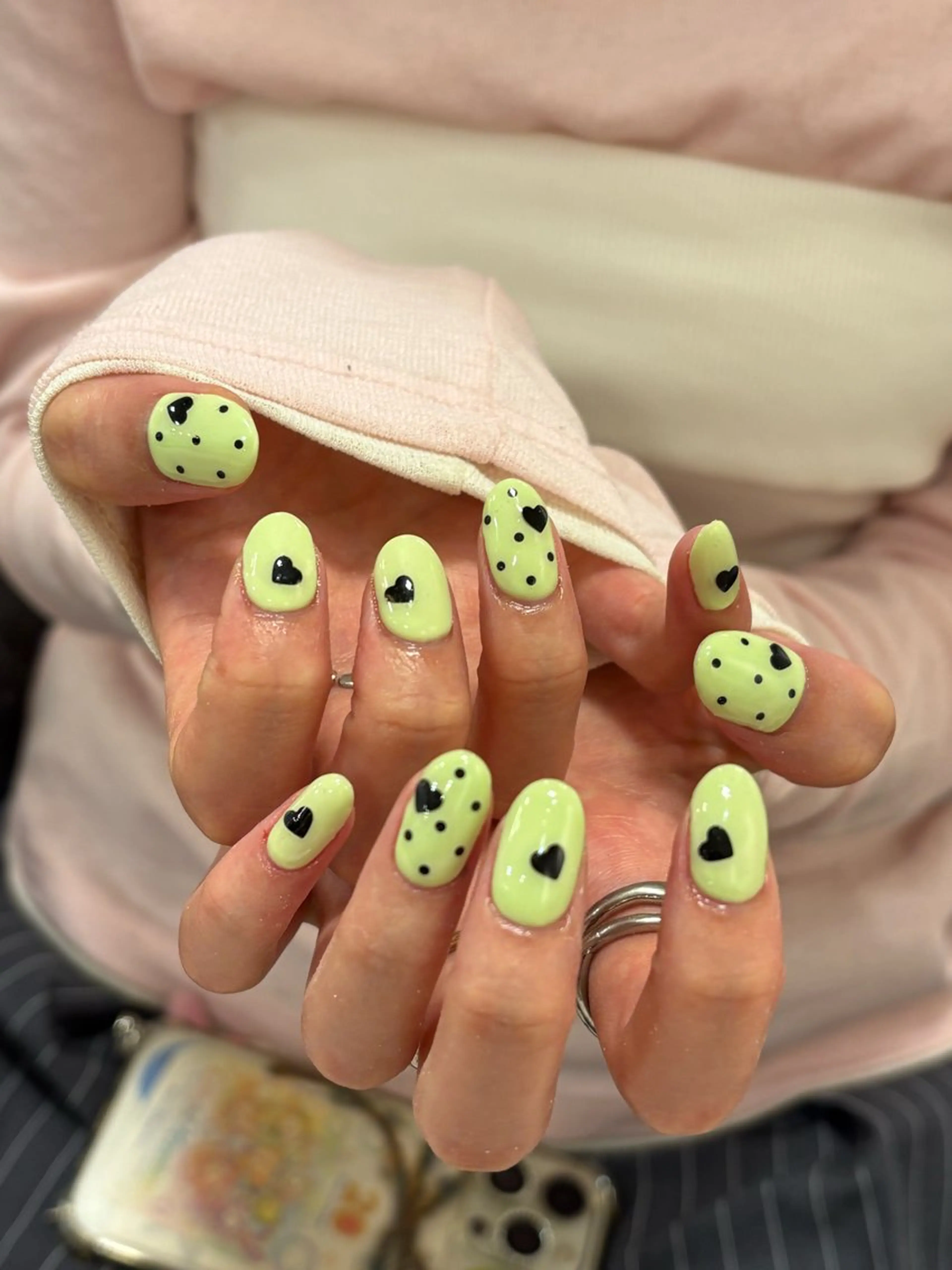 ネイル ジェルネイル ハート ホログラムネイル TRU Hinaのネイルデザイン