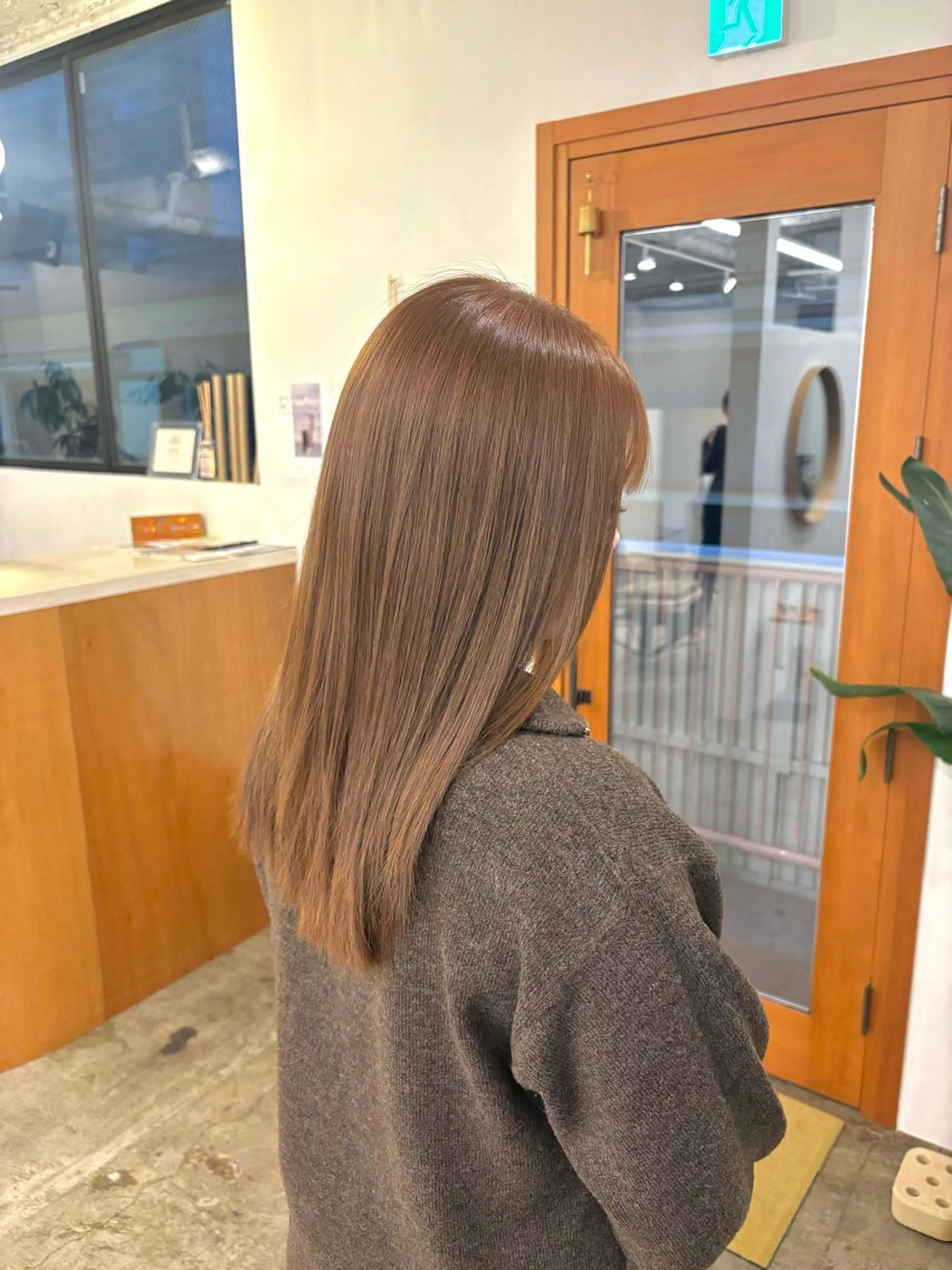 ミディアム カット ヘアカラー トリートメント 🫧 ROVER mizuki 🫧のヘアスタイル