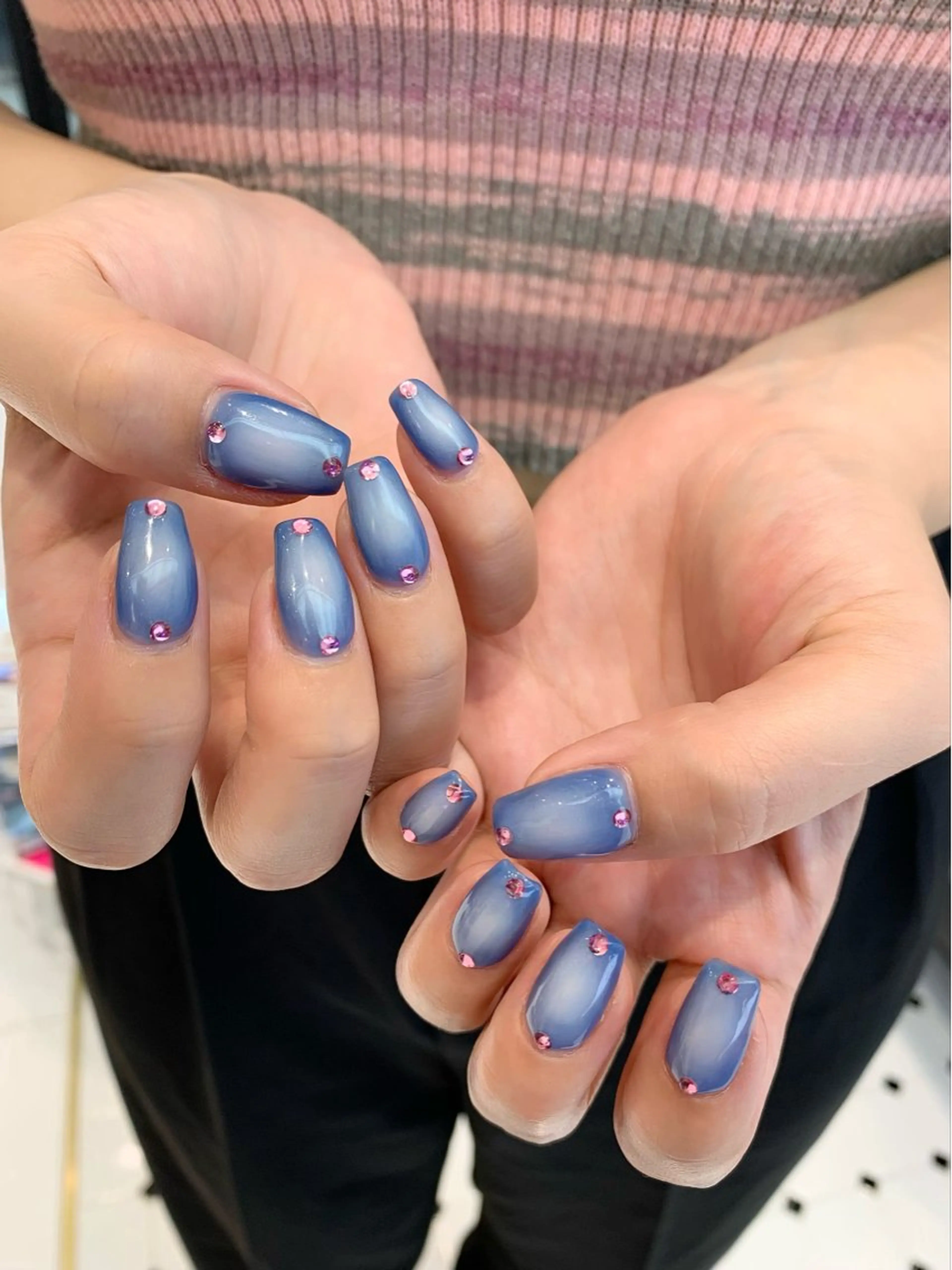 ネイル チークネイル 持ち込み ニュアンスネイル ハンドネイル ハンドケア Charme. NOBUKOのネイルデザイン