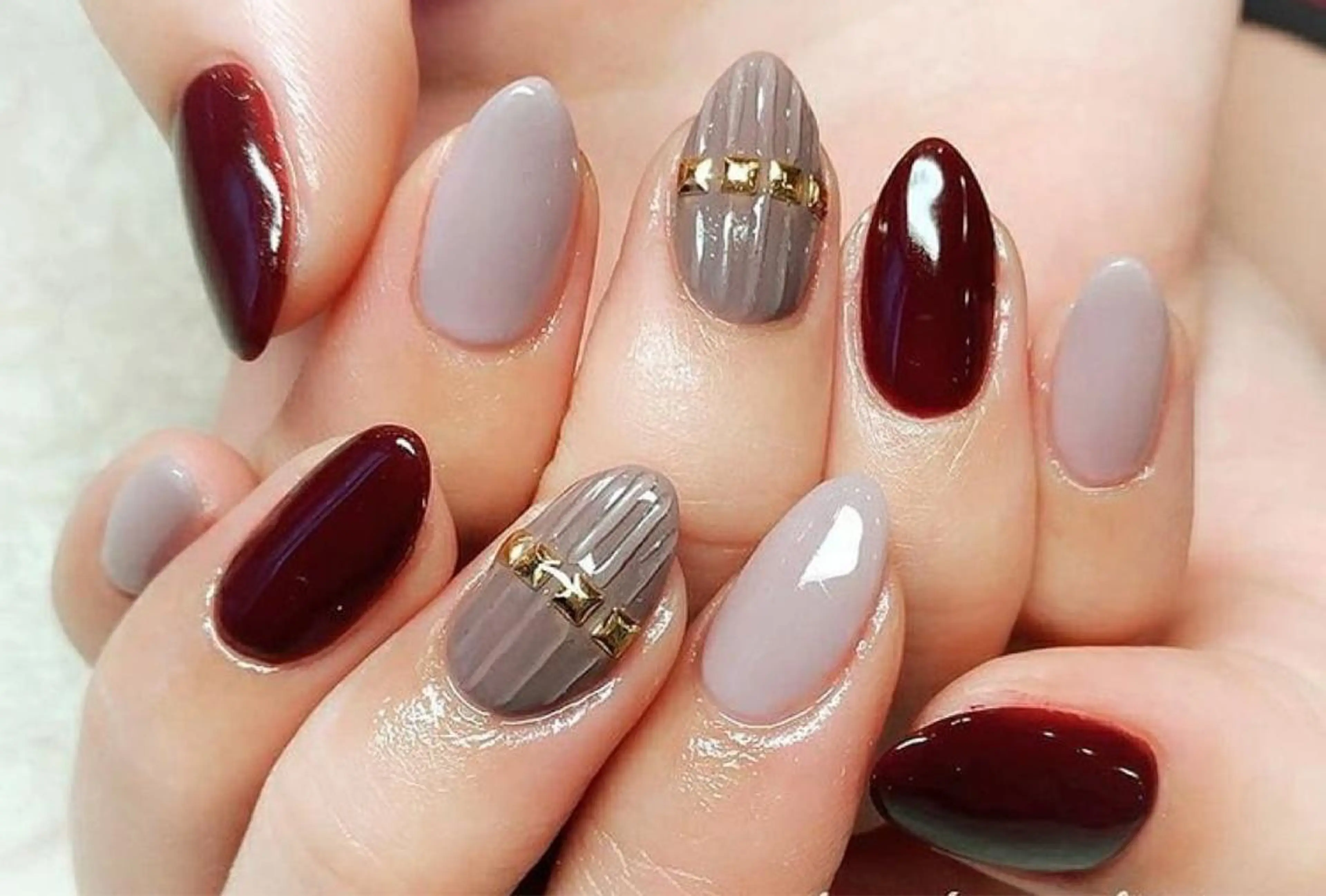 ネイル ISA_ BELLAのネイルデザイン