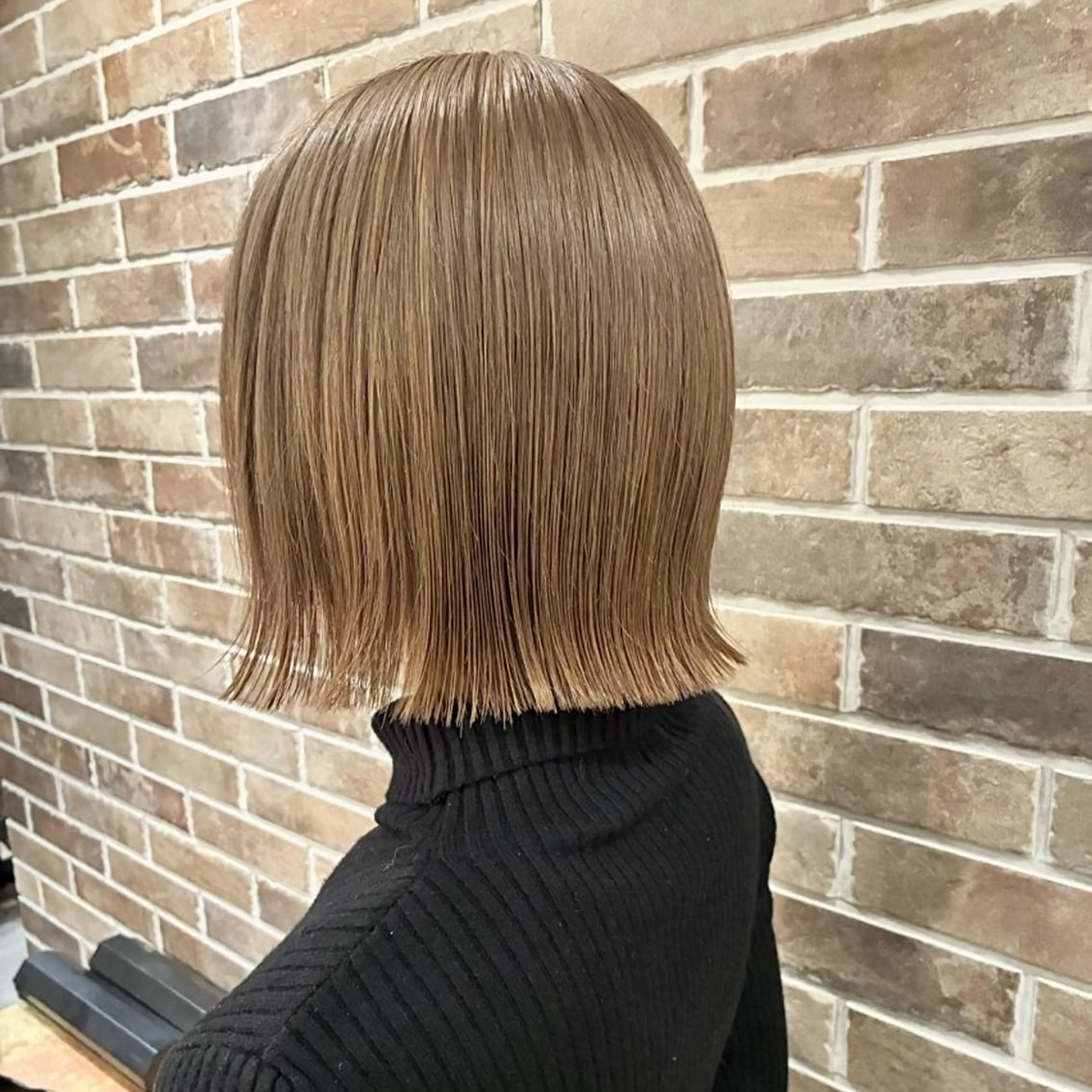 ショート カラー ショートボブ ボブレイヤー ブリーチ ダブルカラー ボブ カット ヘアカラー 🎀津曲夏希🎀ボブ レイヤー/顔周りのヘアスタイル