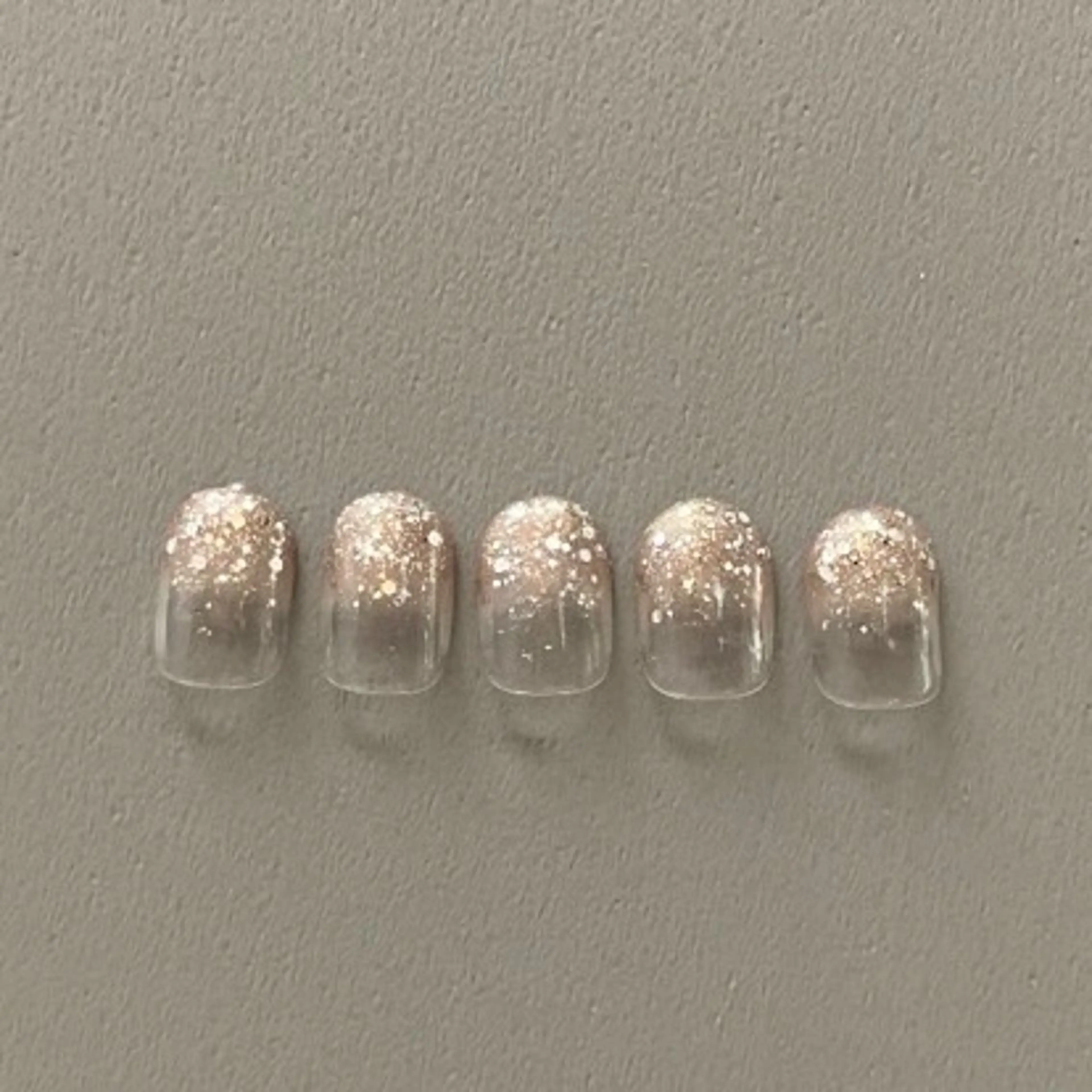 ネイル 中野 茅緩のネイルデザイン