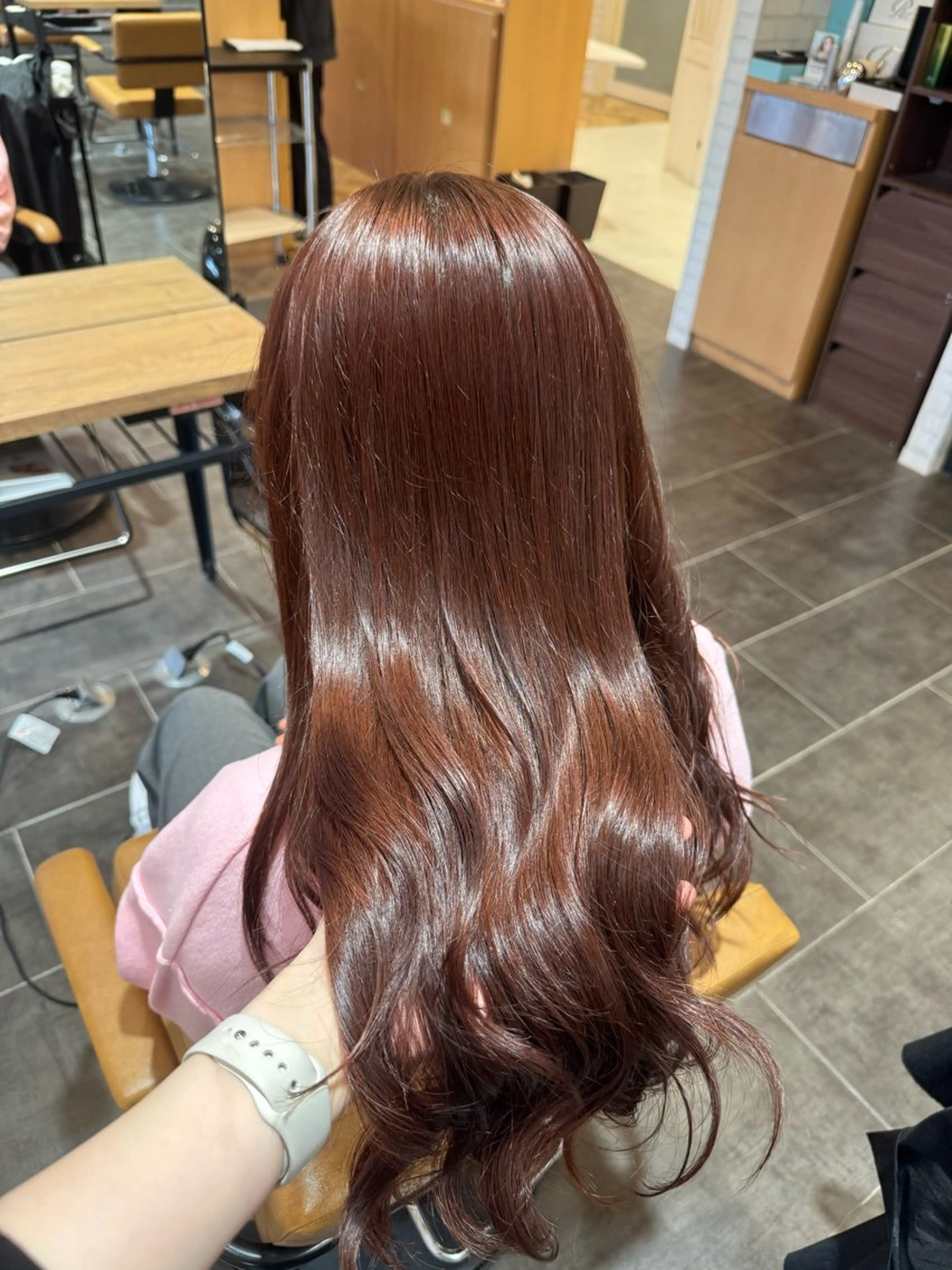 ロング ヘアカラー 松下 紗季のヘアスタイル