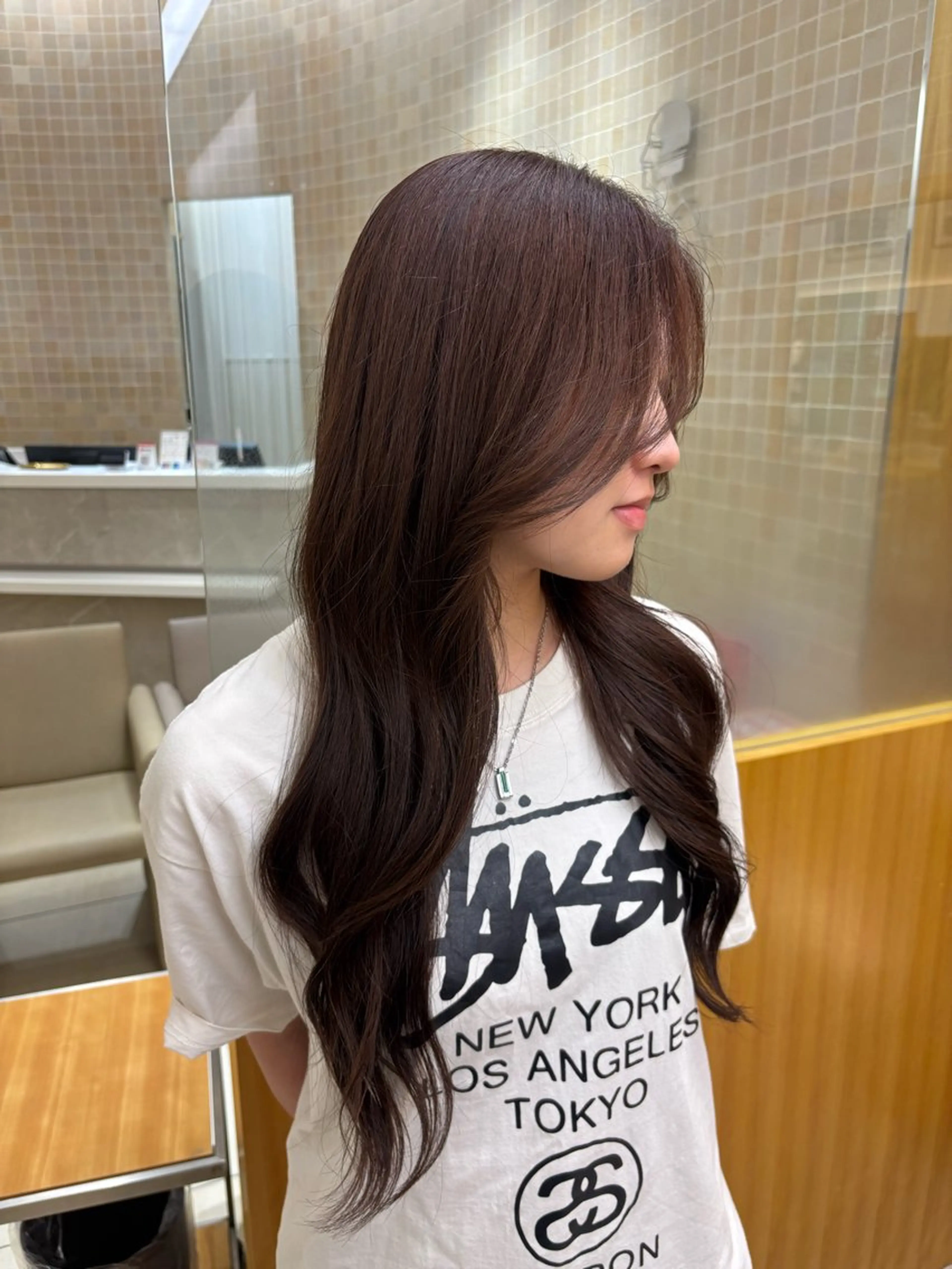 ロング カラー YOLO 渋谷 nanamiのヘアスタイル