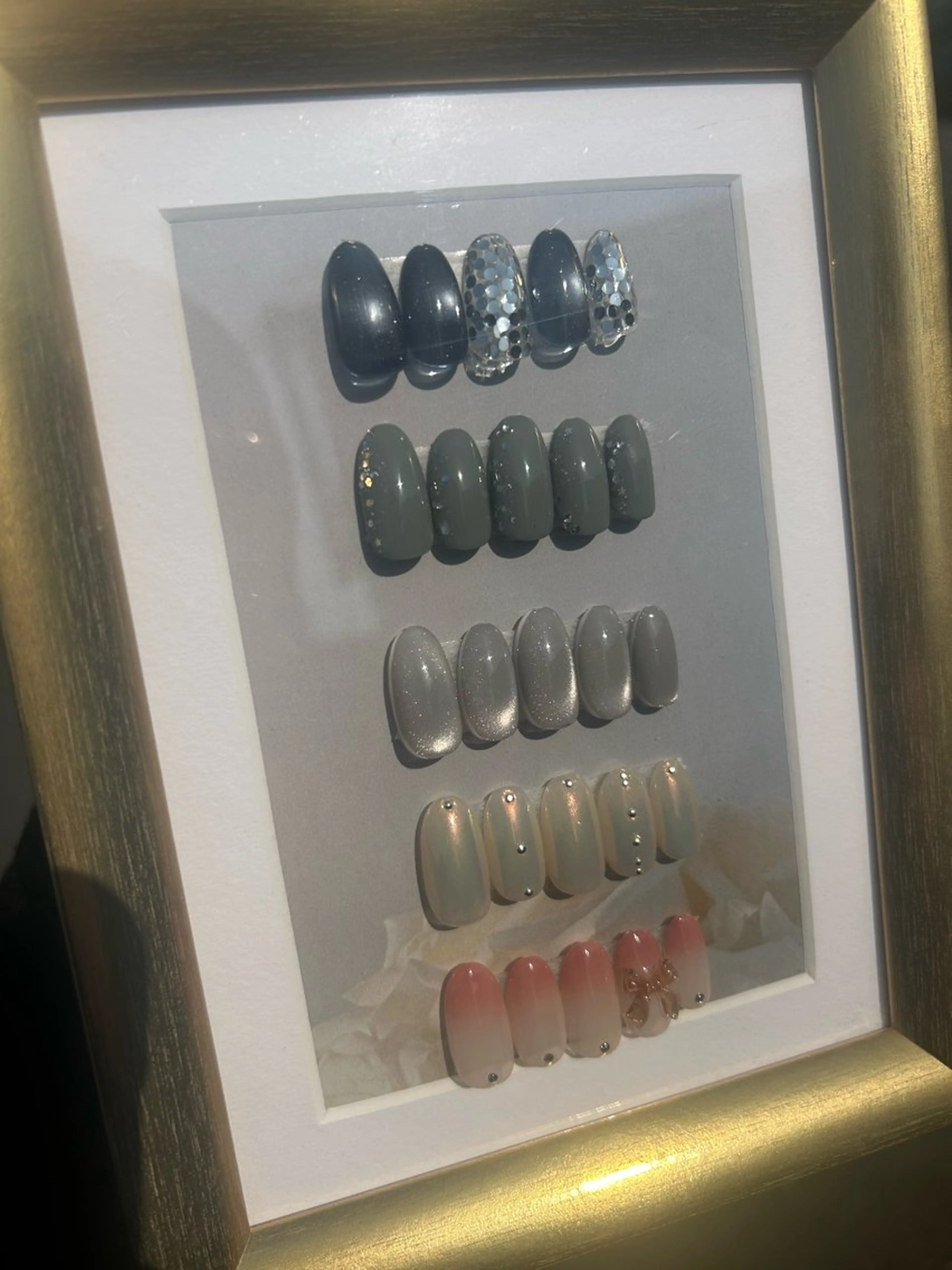 ネイル グラデーション ホログラムネイル キラキラネイル マグネットネイル ミラーネイル tote. harunaのネイルデザイン