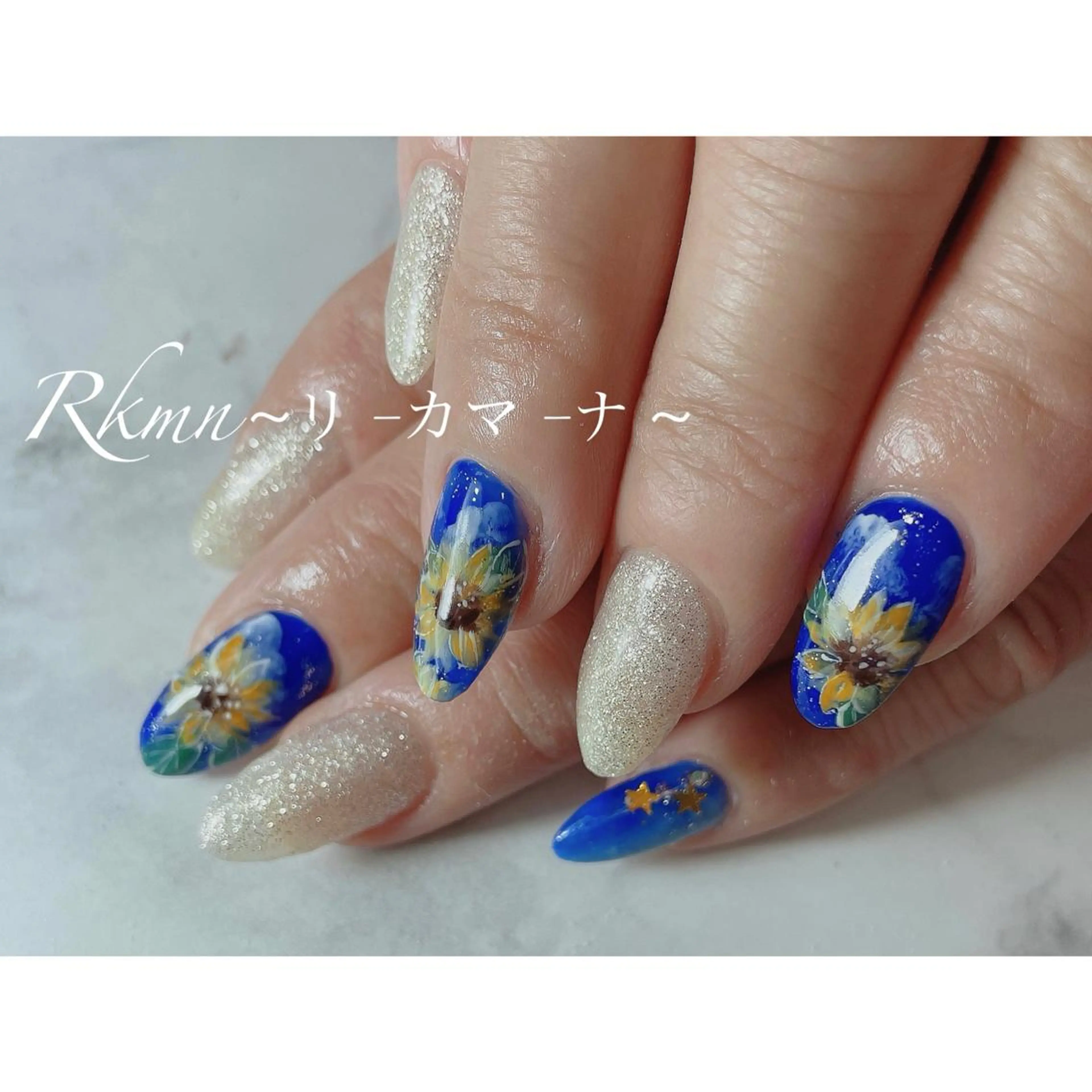 ネイル アートネイル ブルー ラメ(グリッター) 春ネイル ハンドネイル フットネイル ハンドケア Rkmn ~リ-カマ-ナ~のネイルデザイン