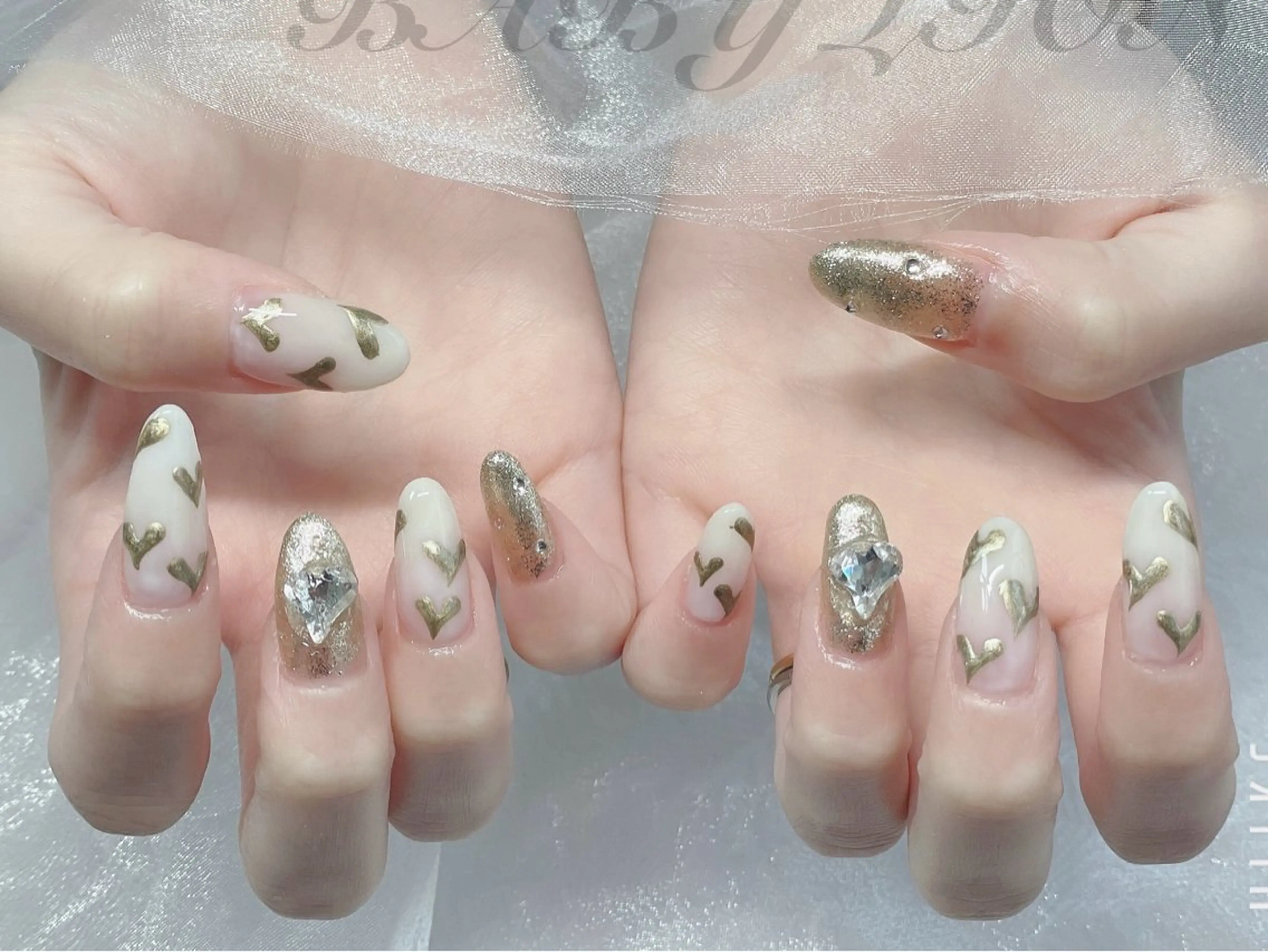 ネイル ハンドネイル BABY LION :Linaのネイルデザイン