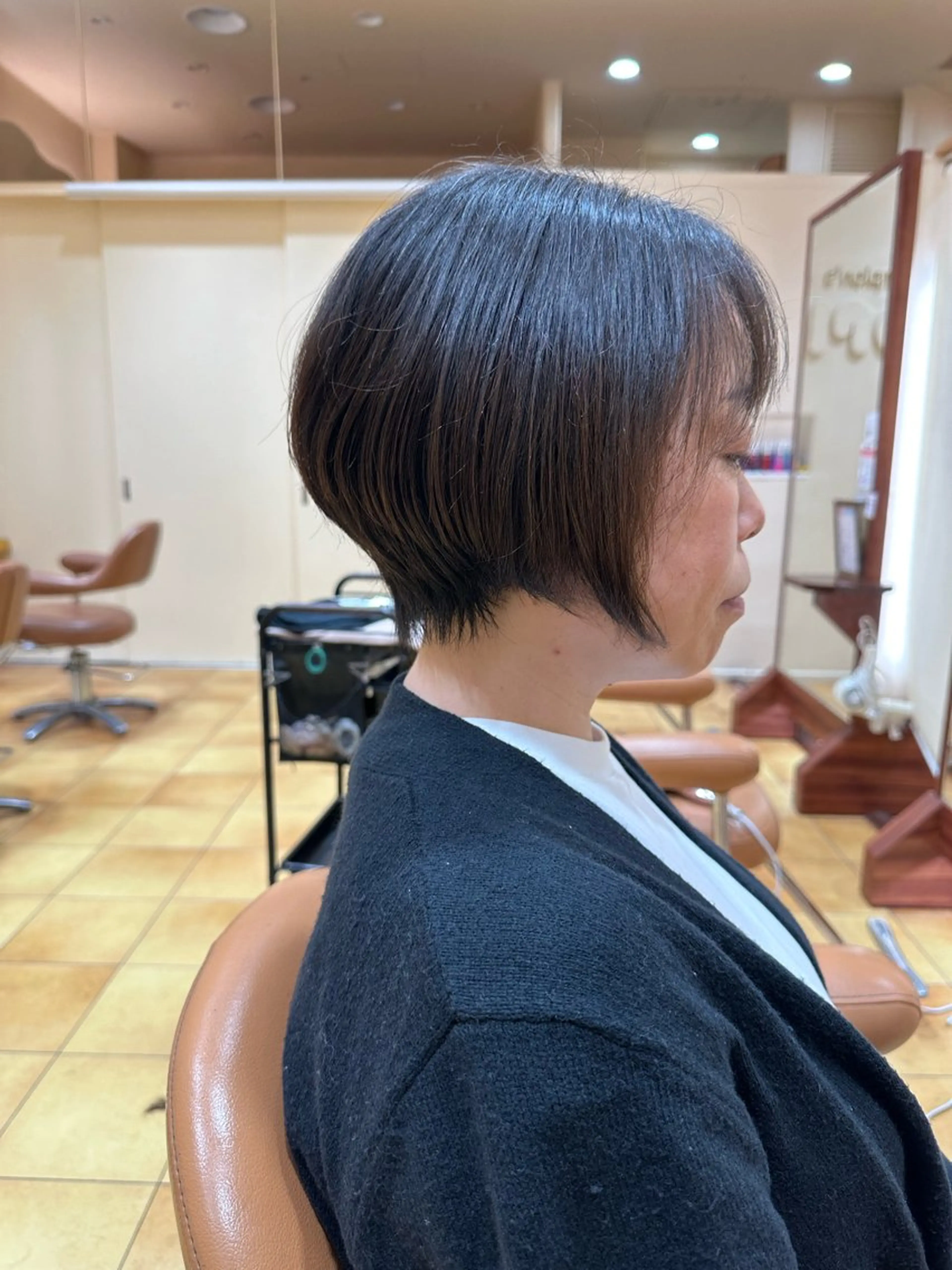 ショート ボブ/ゆるふわ ボブパーマ/とういのヘアスタイル