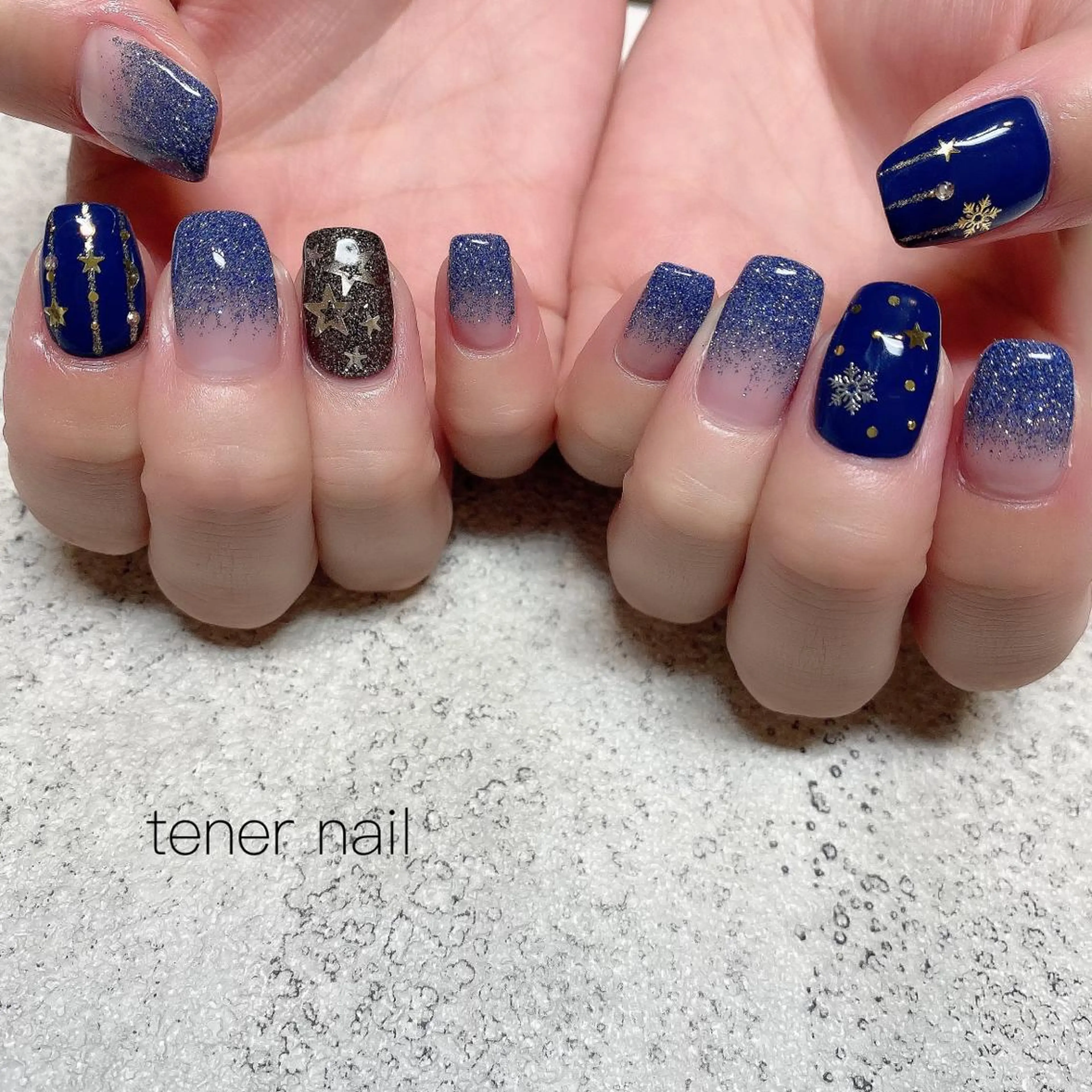 ネイル フラッシュネイル グラデーション ラメ(グリッター) ラメグラデーション テネルネイル tener nailのネイルデザイン