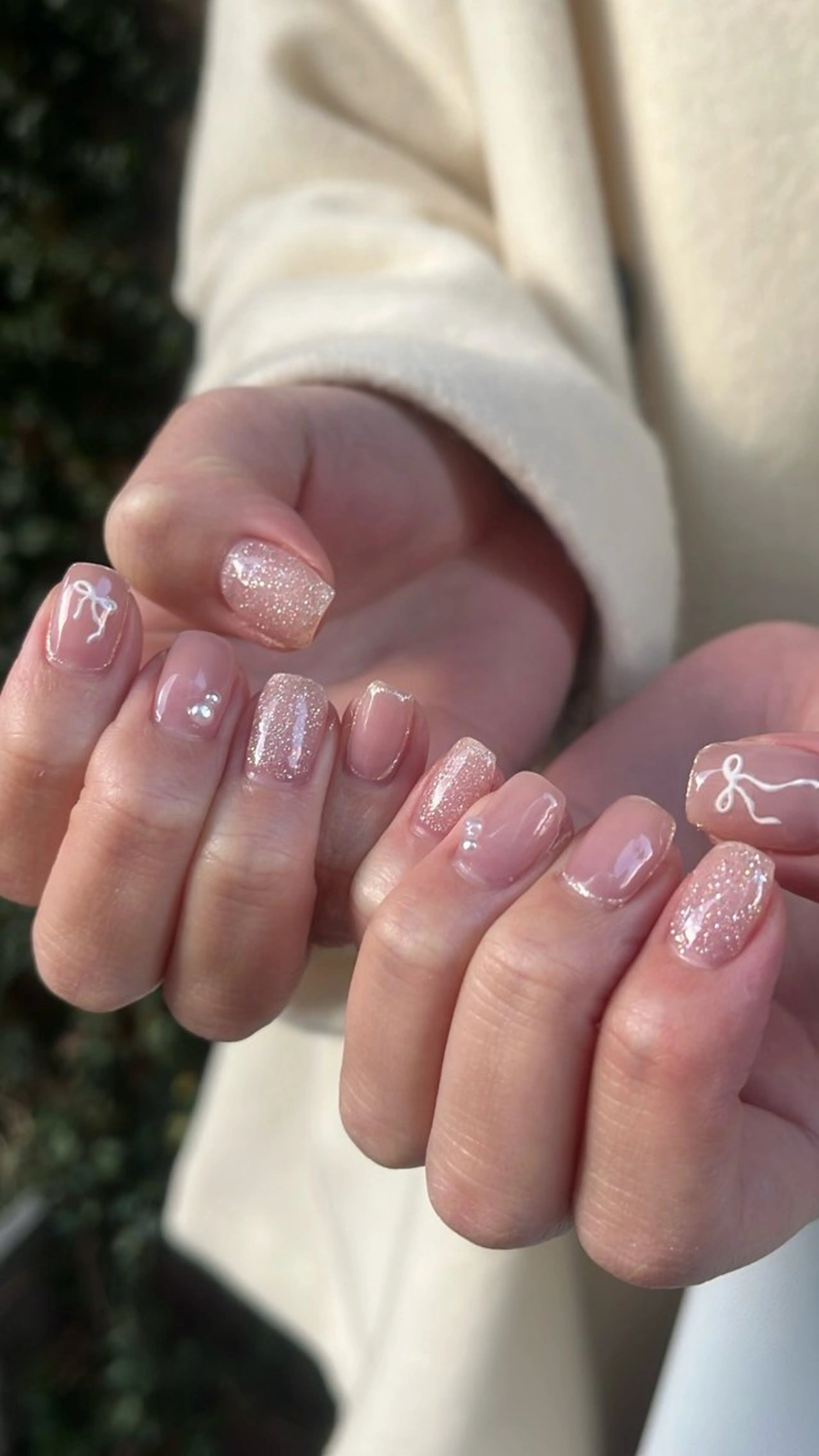 ネイル フラッシュネイル ニュアンスネイル リボン シンプルネイル ハンドネイル SAKU nail 作島茜のネイルデザイン