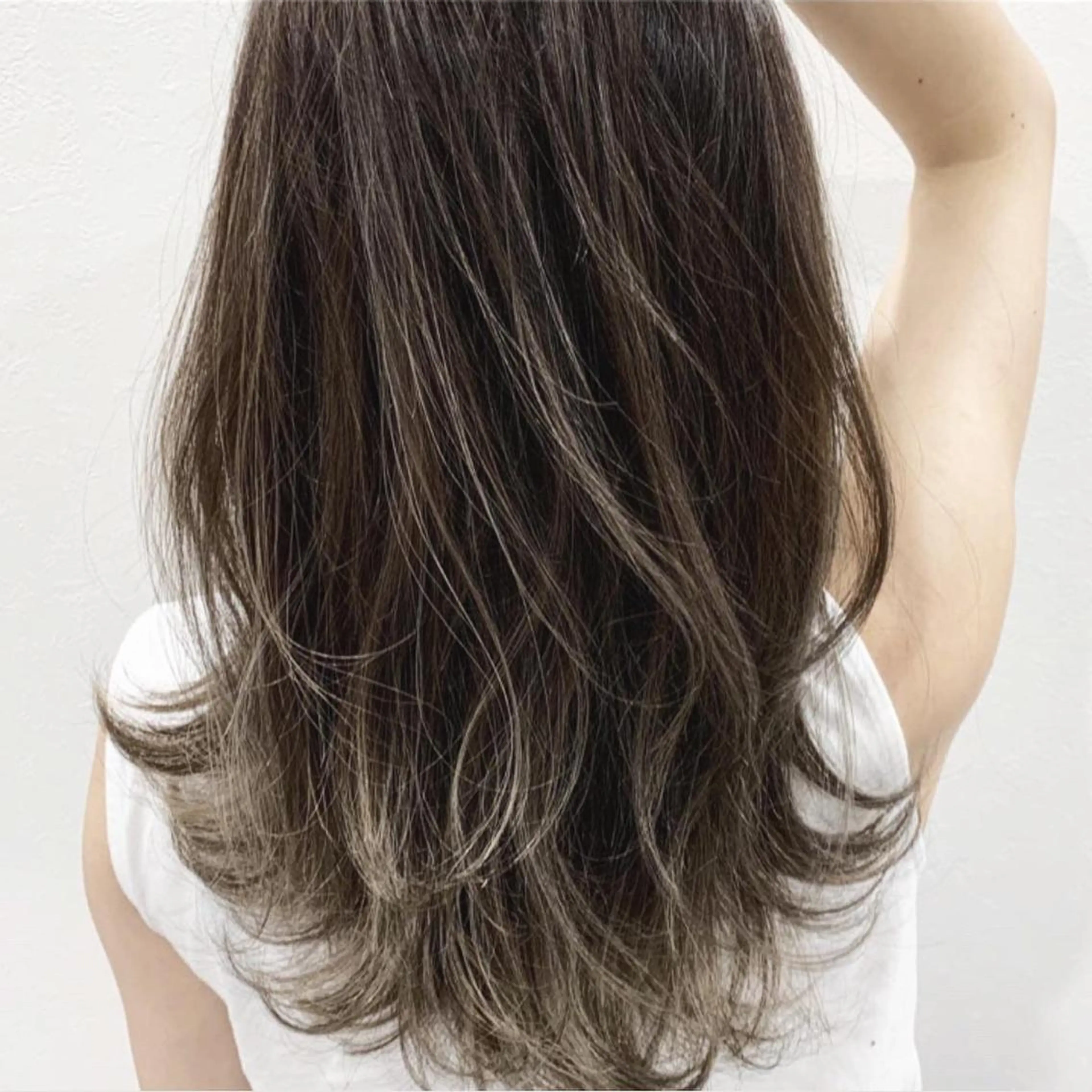 セミロング ハイライト メンズ特化美容師/ 新井　洸太のヘアスタイル